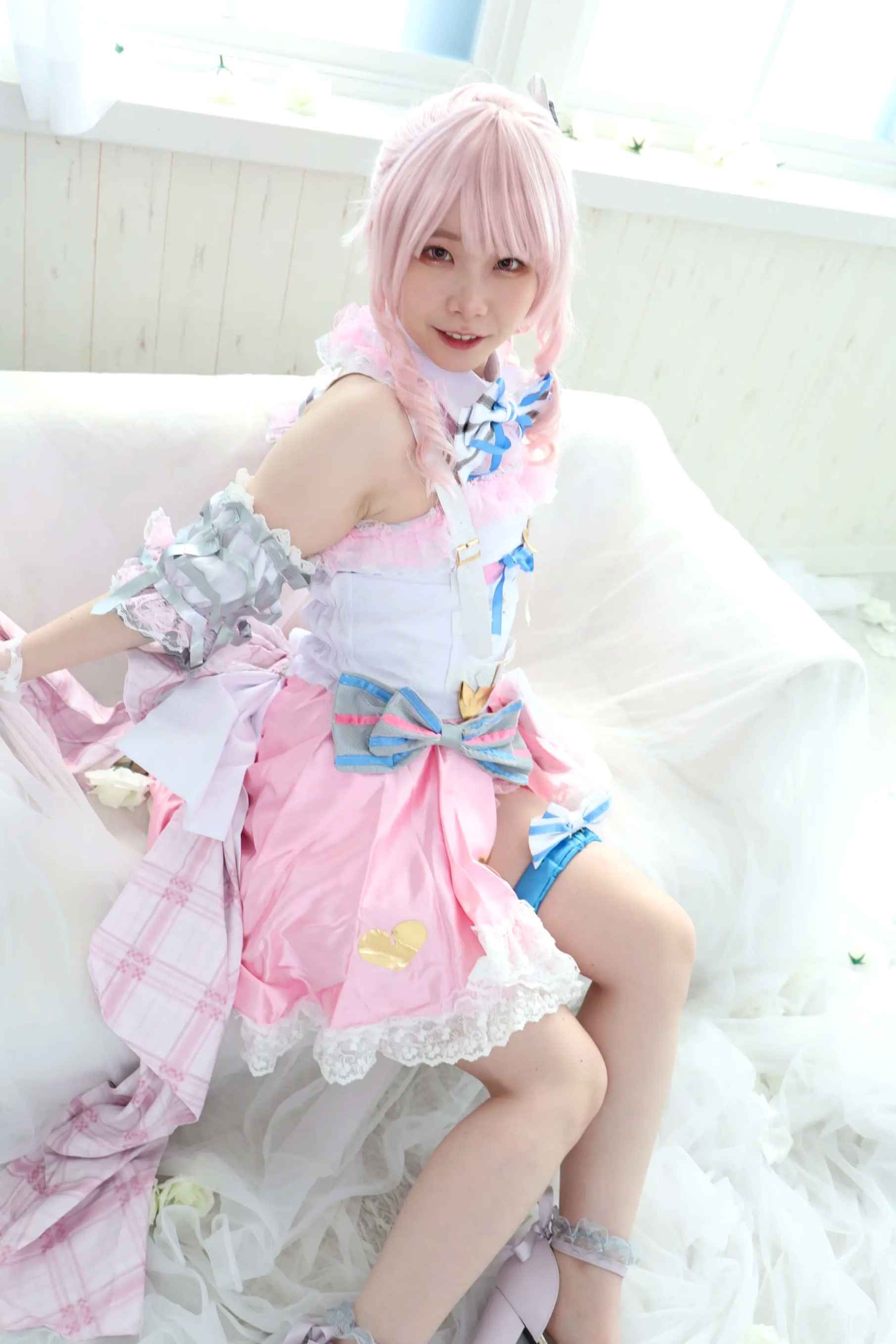 (Cosplay) Kozue Fujita 藤田こずえ - First Cosplay! 初コス！粉发萌系少女大尺度私房角色扮演 [423P]