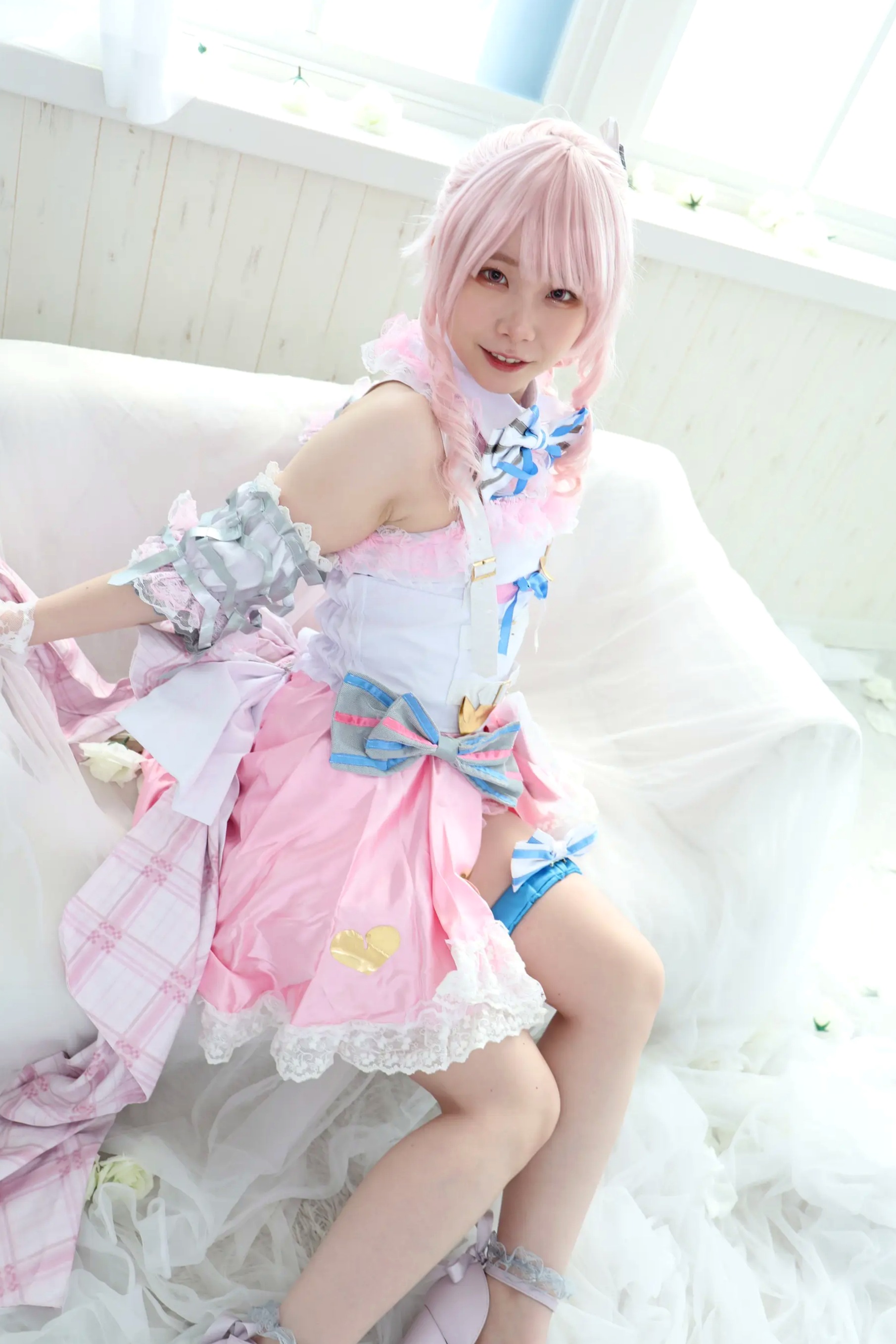 (Cosplay) Kozue Fujita 藤田こずえ - First Cosplay! 初コス！粉发萌系少女大尺度私房角色扮演 [423P]
