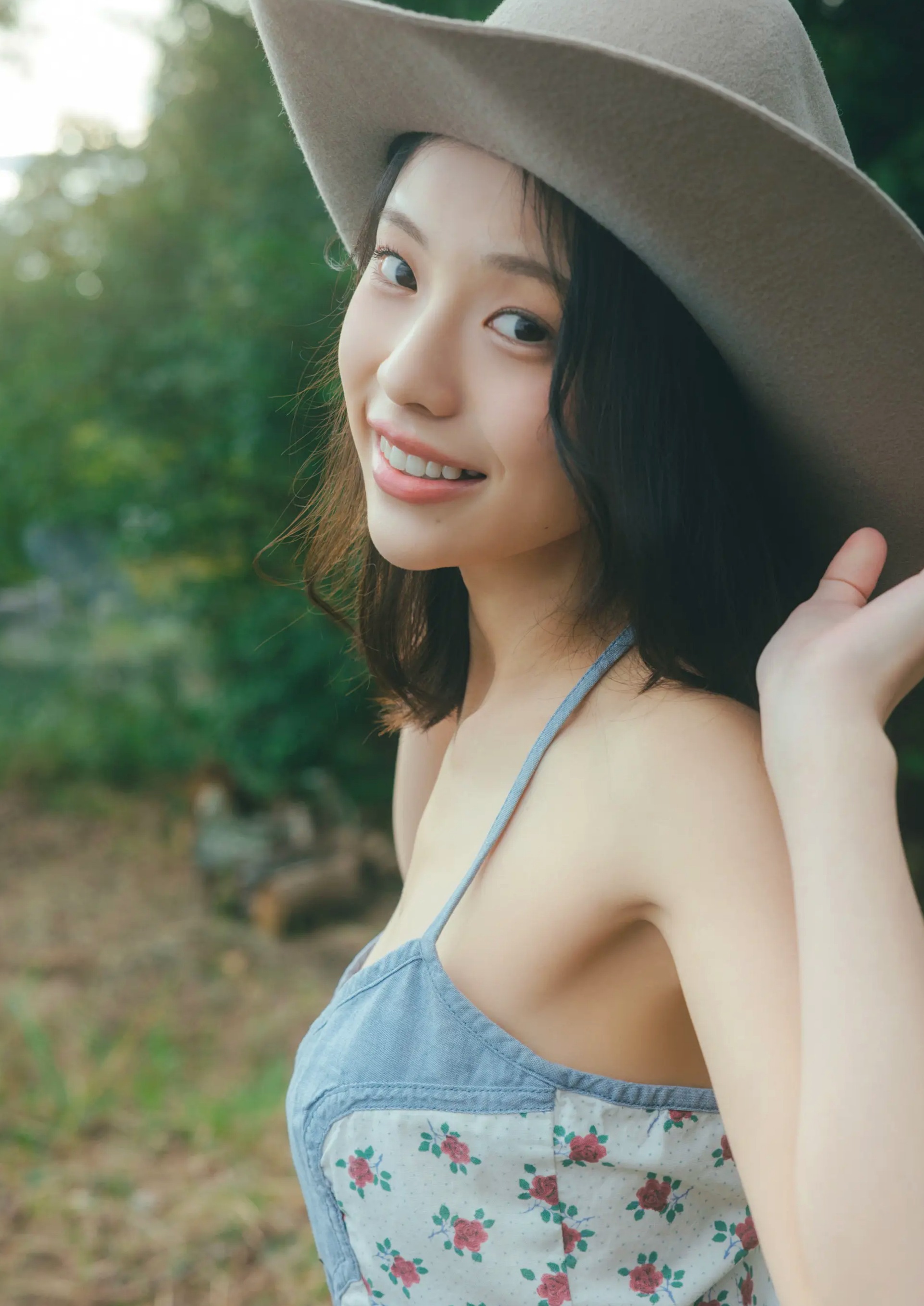 Gallery - 菊地姫奈 - カレンダーブック2026 [29P] 泳池比基尼与和服清新性感写真日本比基尼清新童颜巨乳和服 女神私房照_秀色女神 - image 20