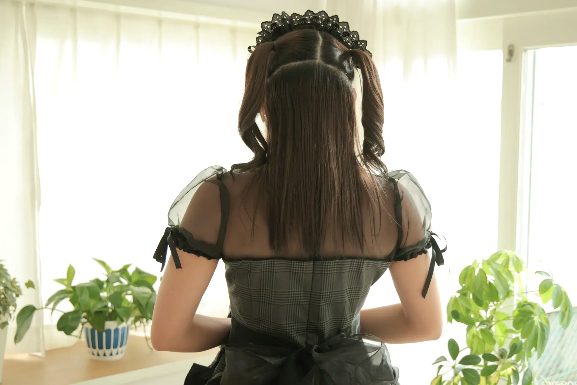 [LOVEPOP] Ume Hyakka 百花梅 Photoset 02 [98P] 暗黑女仆装娇萌美臀性感写真