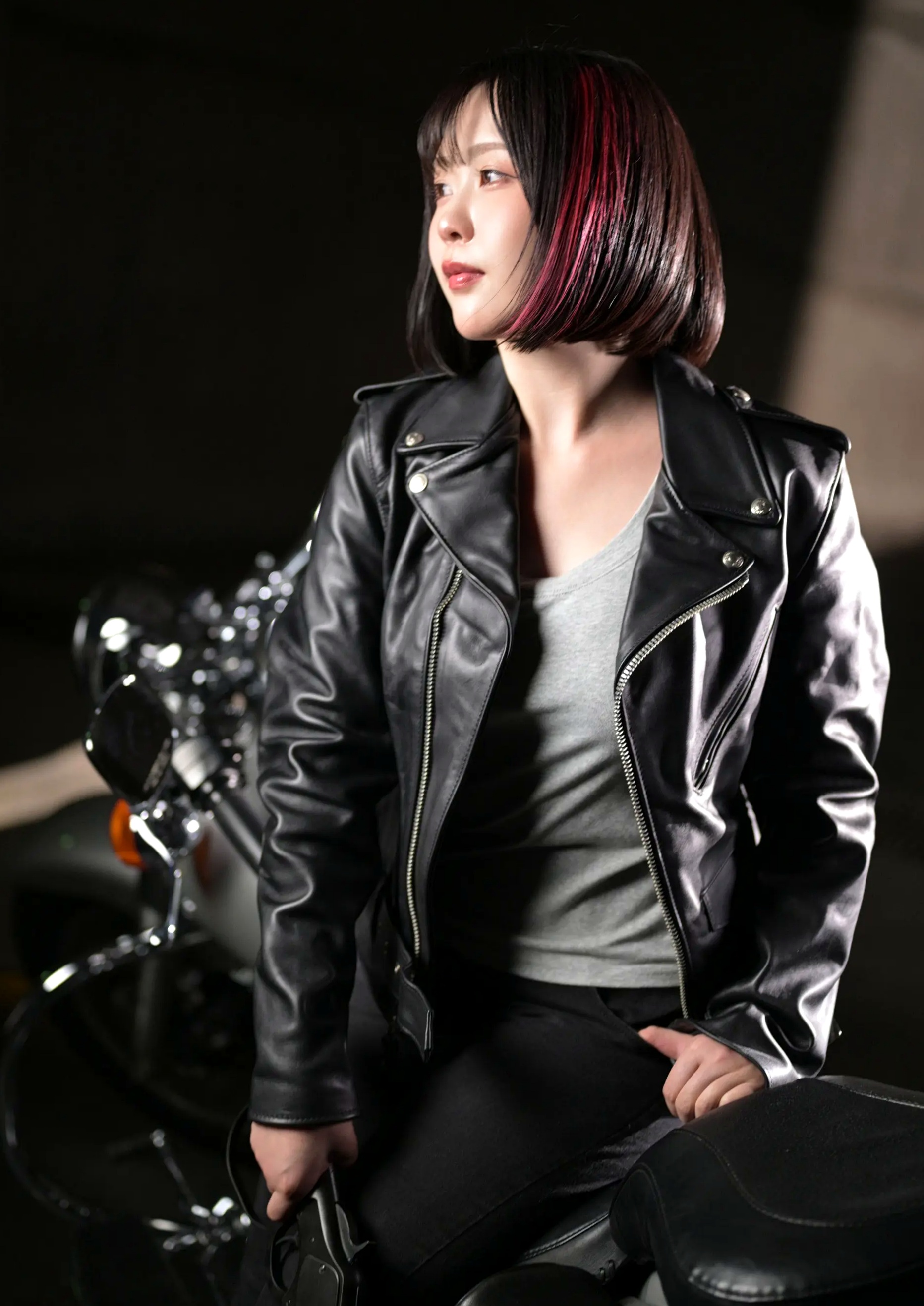 Gallery - 夜道雪 - 酷飒皮衣枪械写真 帅气机车女郎GUN ACTION[45P]日本冷艳野性女神养眼 女神私房照_秀色女神 - image 5