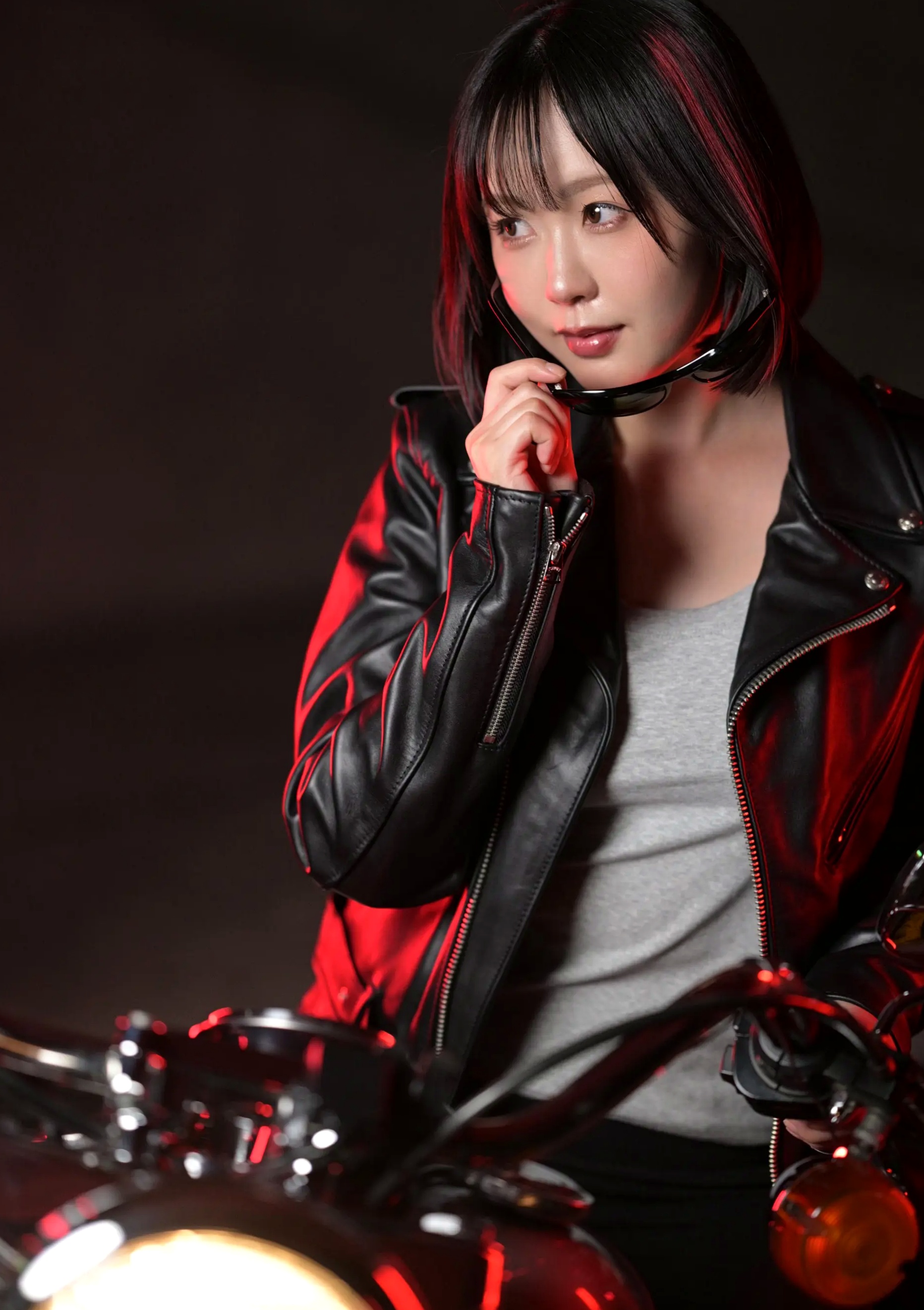 Gallery - 夜道雪 - 酷飒皮衣枪械写真 帅气机车女郎GUN ACTION[45P]日本冷艳野性女神养眼 女神私房照_秀色女神 - image 14