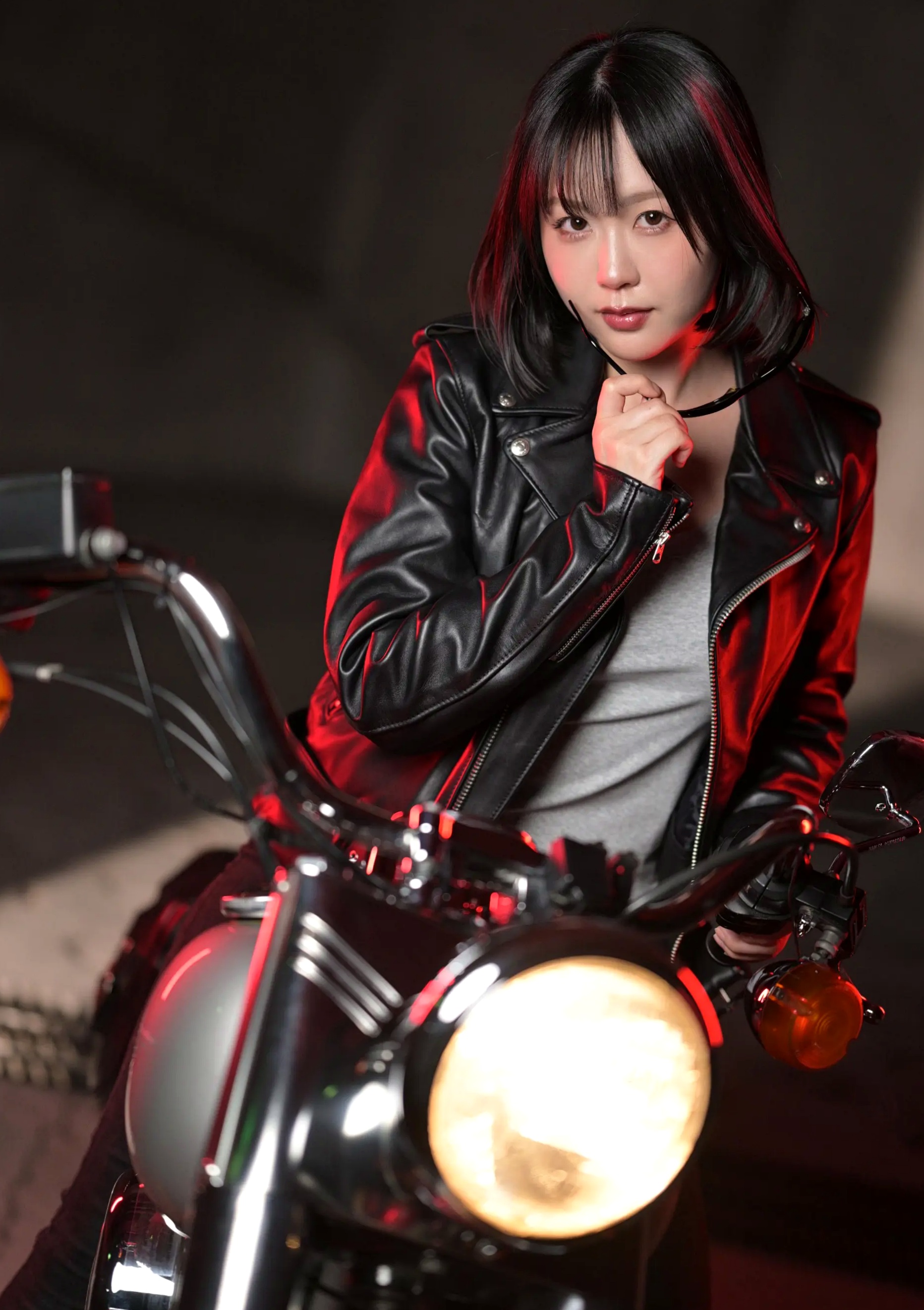 Gallery - 夜道雪 - 酷飒皮衣枪械写真 帅气机车女郎GUN ACTION[45P]日本冷艳野性女神养眼 女神私房照_秀色女神 - image 15