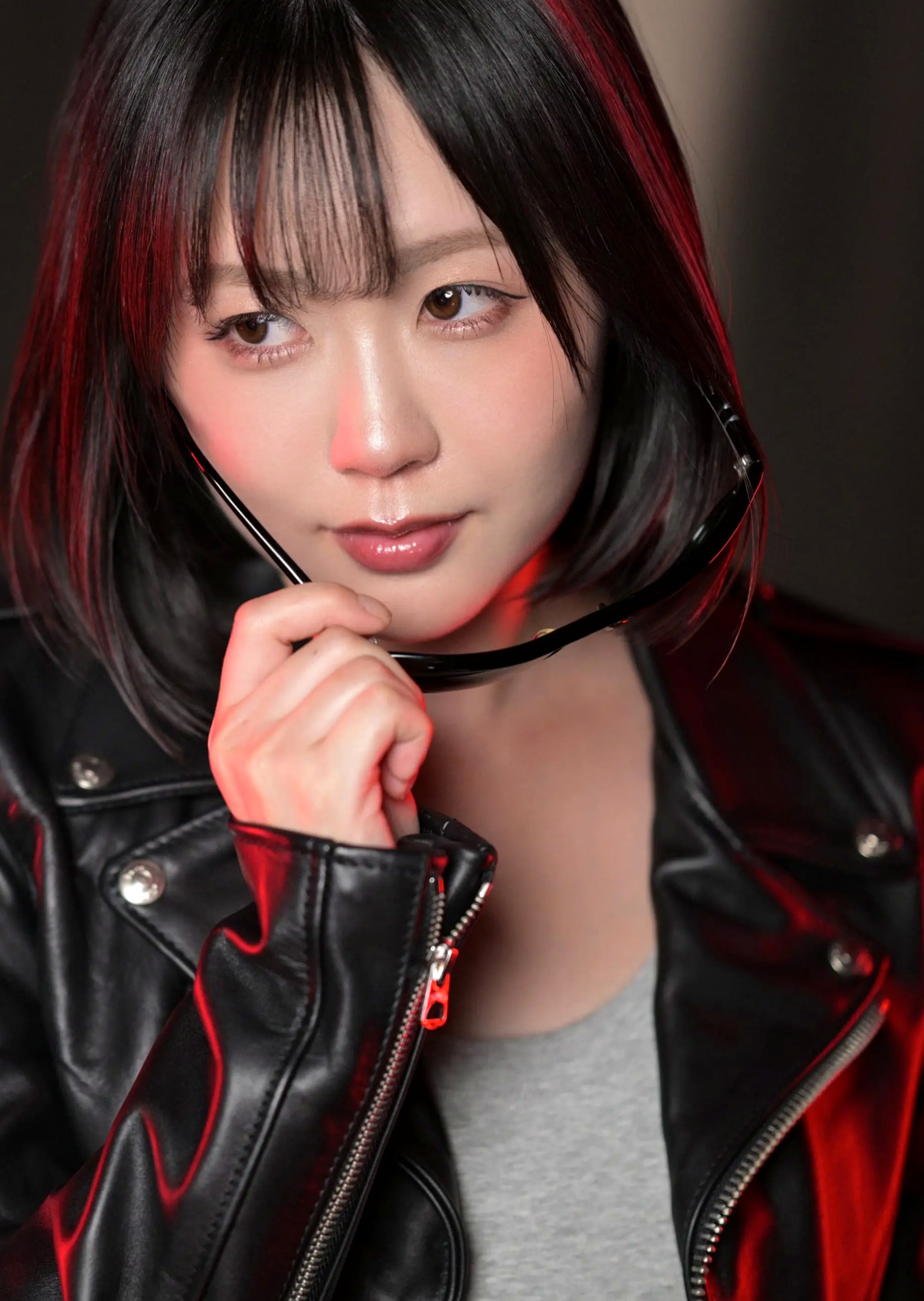 Gallery - 夜道雪 - 酷飒皮衣枪械写真 帅气机车女郎GUN ACTION[45P]日本冷艳野性女神养眼 女神私房照_秀色女神 - image 17