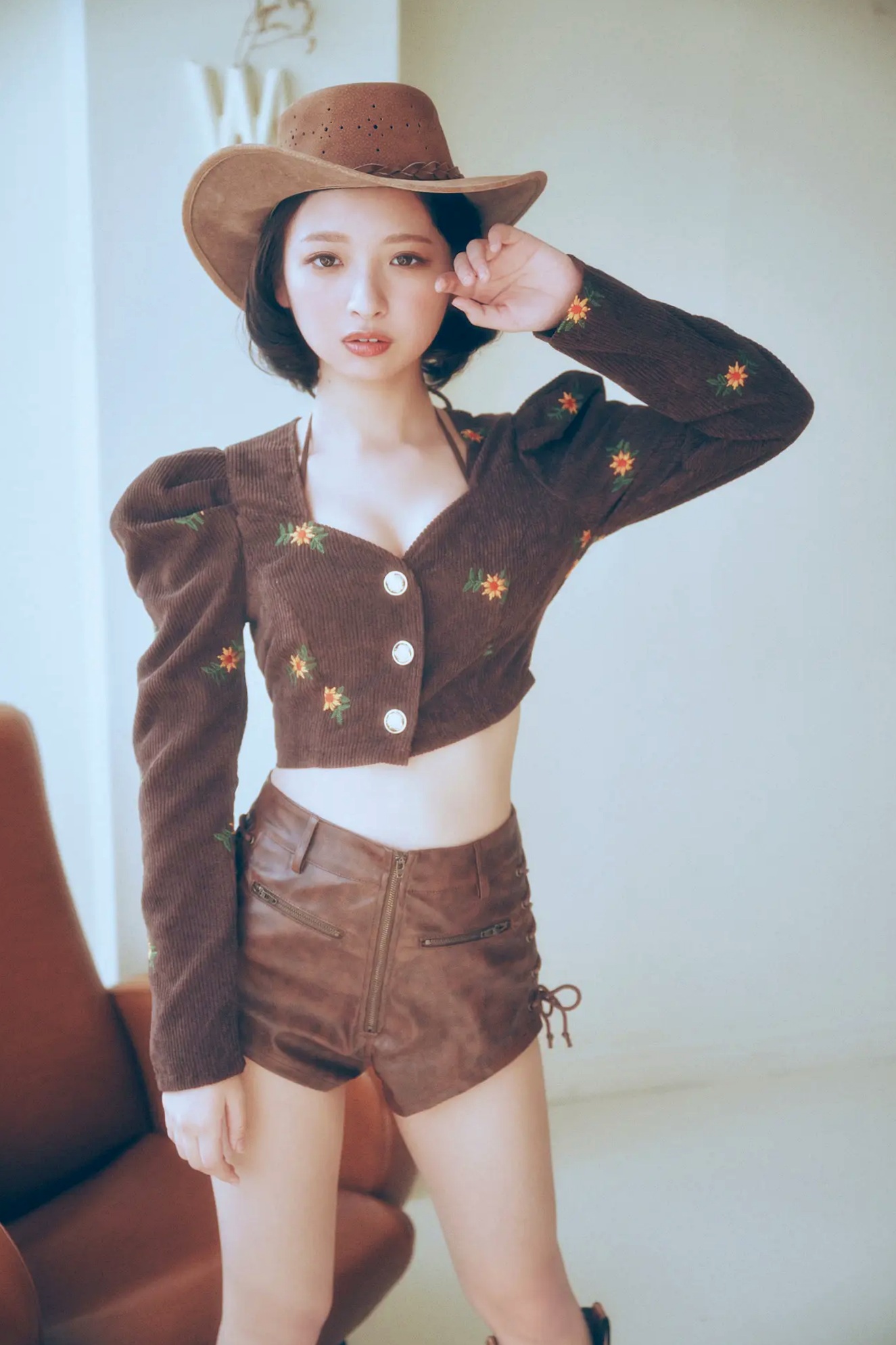 Gallery - 一ノ瀬瑠菜 - 复古野性牛仔风性感美臀写真 [51P]日本性感美臀野性养眼 女神私房照_秀色女神 - image 2