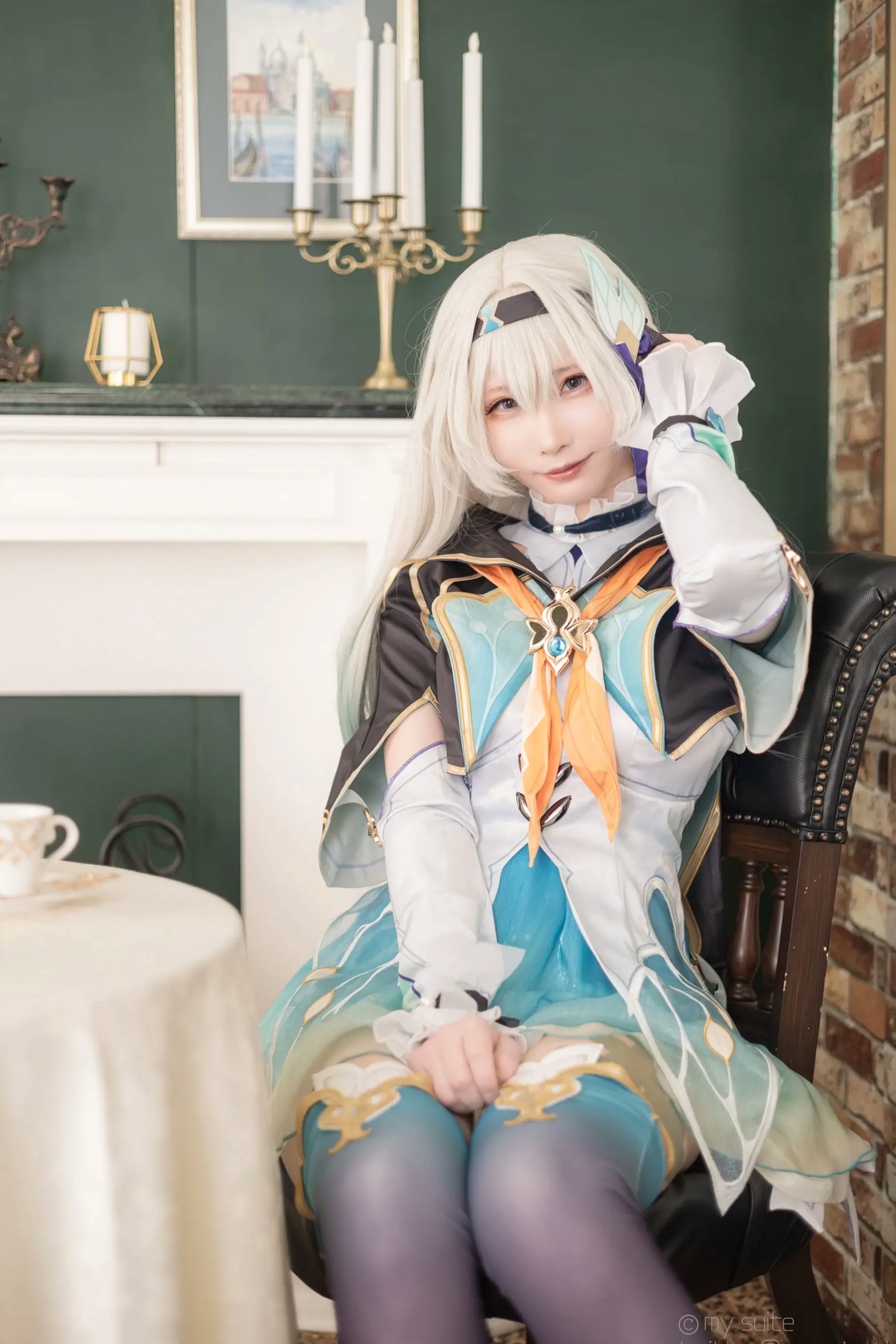[Cosplay] Atsuki あつき 崩坏星穹铁道银狼流萤兔女郎性感角色扮演写真