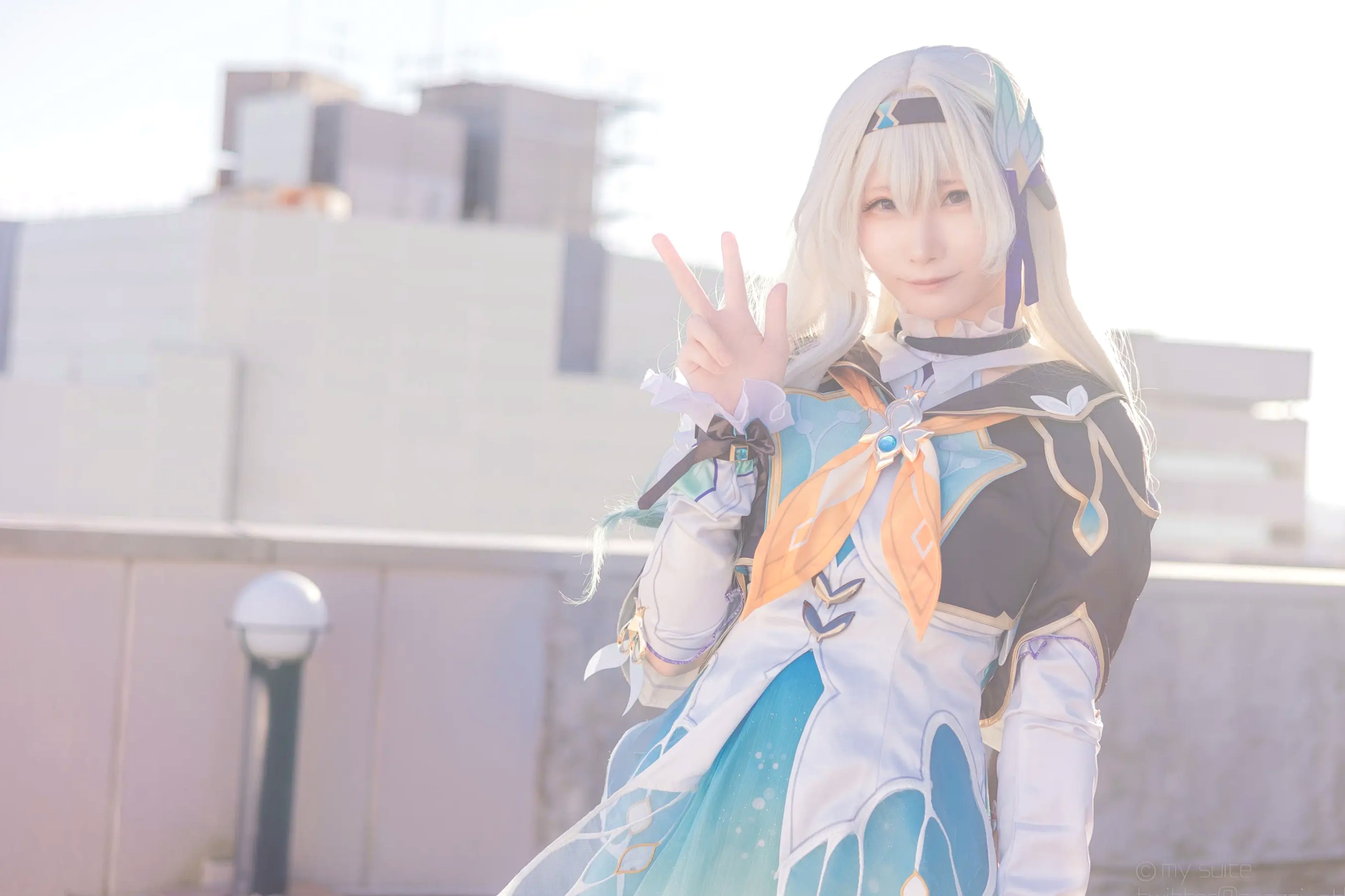 [Cosplay] Atsuki あつき 崩坏星穹铁道银狼流萤兔女郎性感角色扮演写真