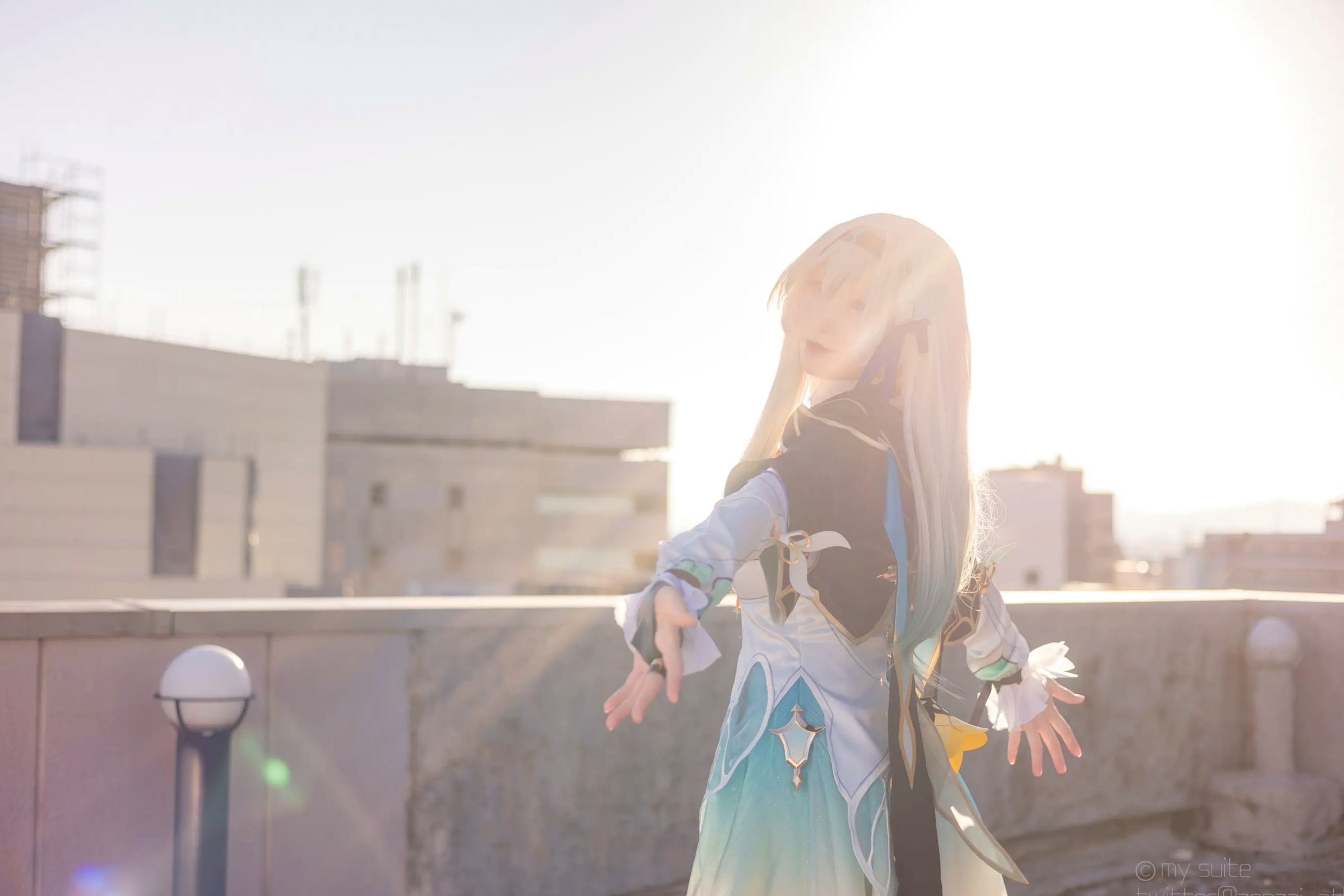 [Cosplay] Atsuki あつき 崩坏星穹铁道银狼流萤兔女郎性感角色扮演写真