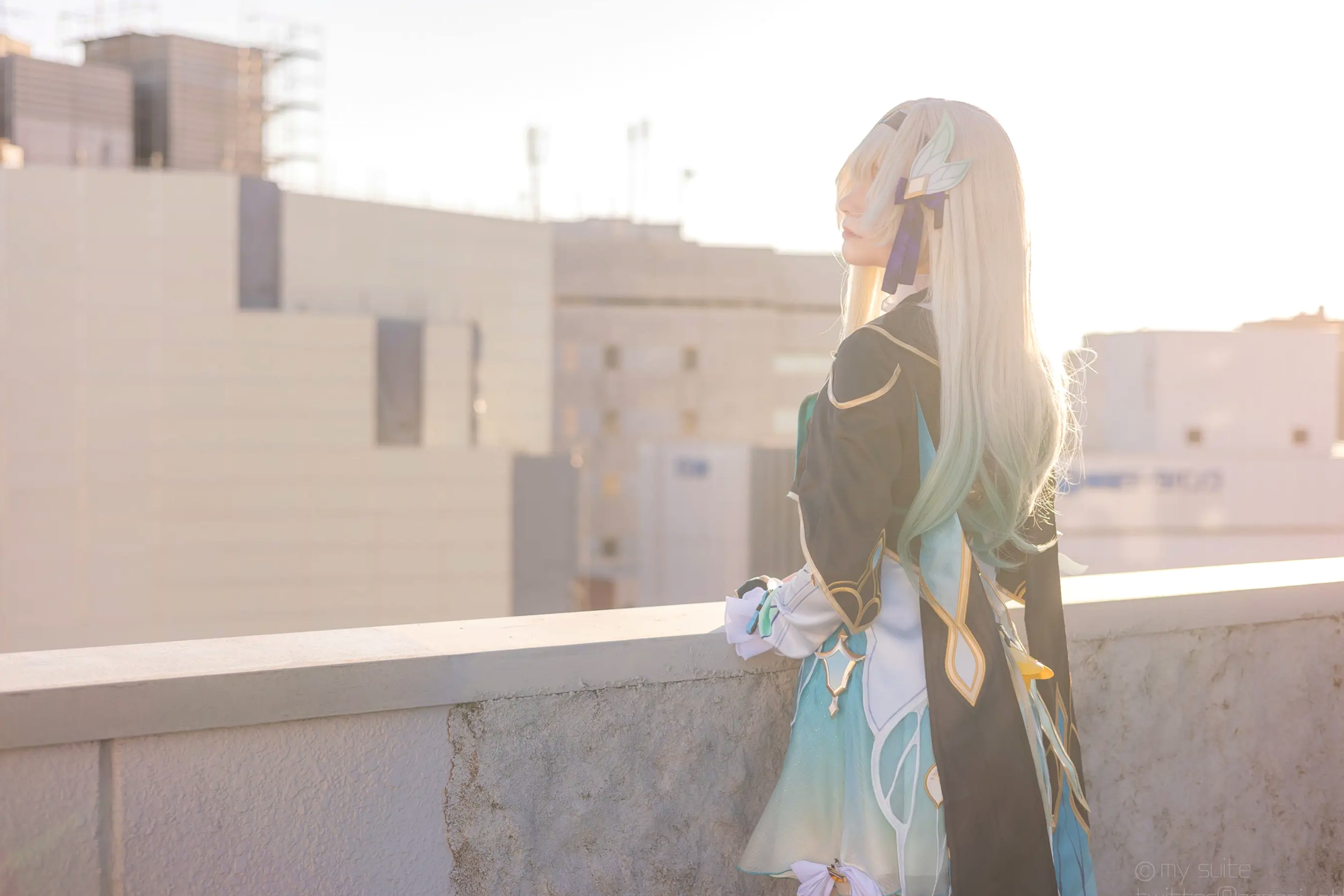 [Cosplay] Atsuki あつき 崩坏星穹铁道银狼流萤兔女郎性感角色扮演写真