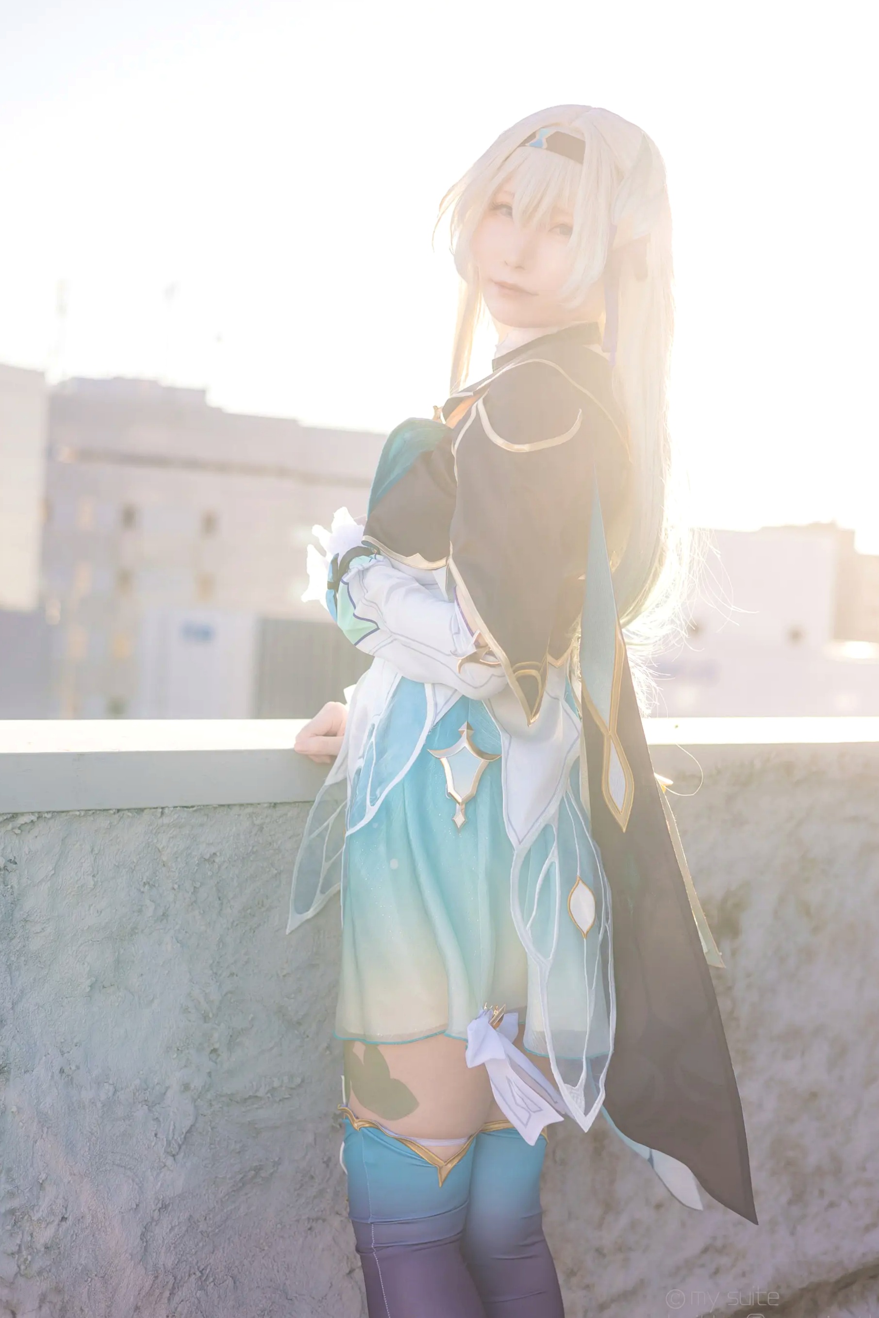 [Cosplay] Atsuki あつき 崩坏星穹铁道银狼流萤兔女郎性感角色扮演写真