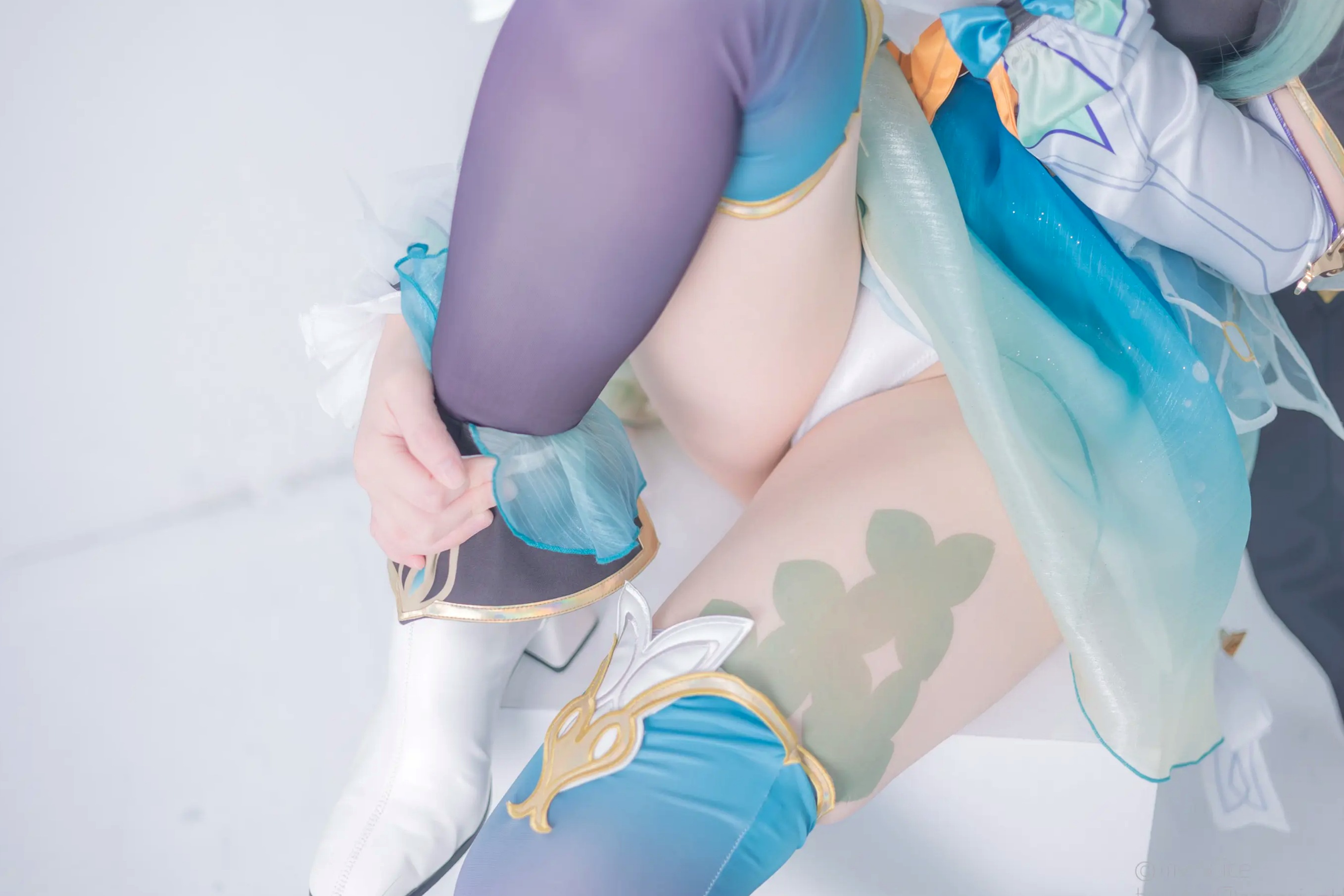 [Cosplay] Atsuki あつき 崩坏星穹铁道银狼流萤兔女郎性感角色扮演写真