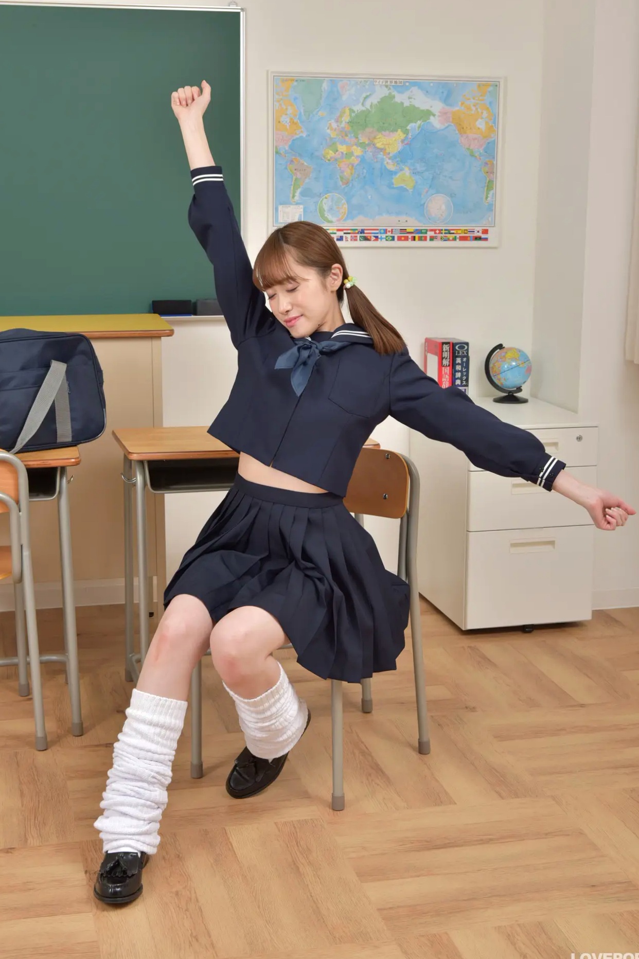 Gallery - [LOVEPOP] Yuri Toka 桐香ゆうり Photoset 03 [102P] 教室水手服校服诱惑私房照日本校服制服诱惑私房照性感清纯白嫩内衣 女神私房照_秀色女神 - image 28