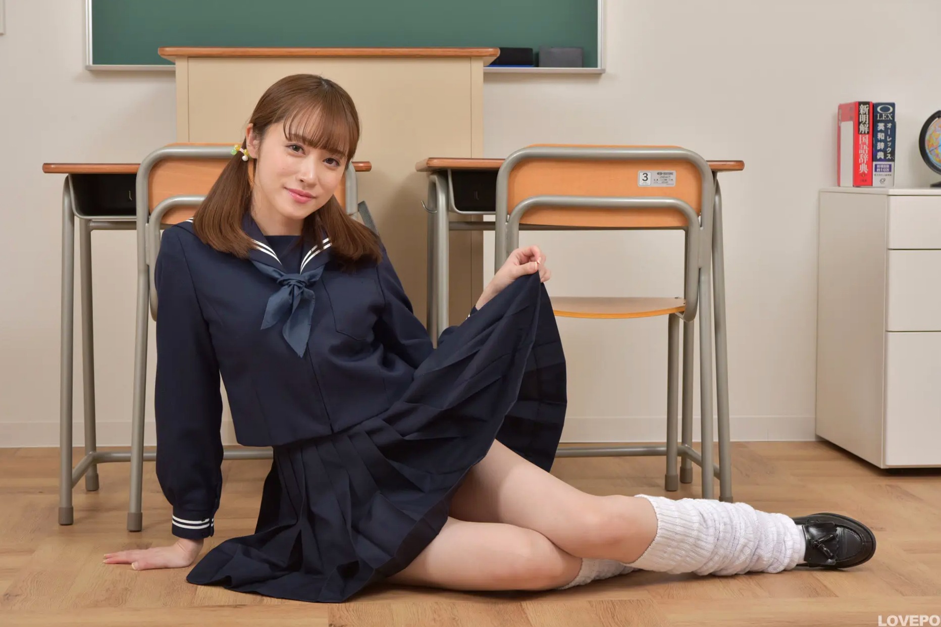 Gallery - [LOVEPOP] Yuri Toka 桐香ゆうり Photoset 03 [102P] 教室水手服校服诱惑私房照日本校服制服诱惑私房照性感清纯白嫩内衣 女神私房照_秀色女神 - image 46