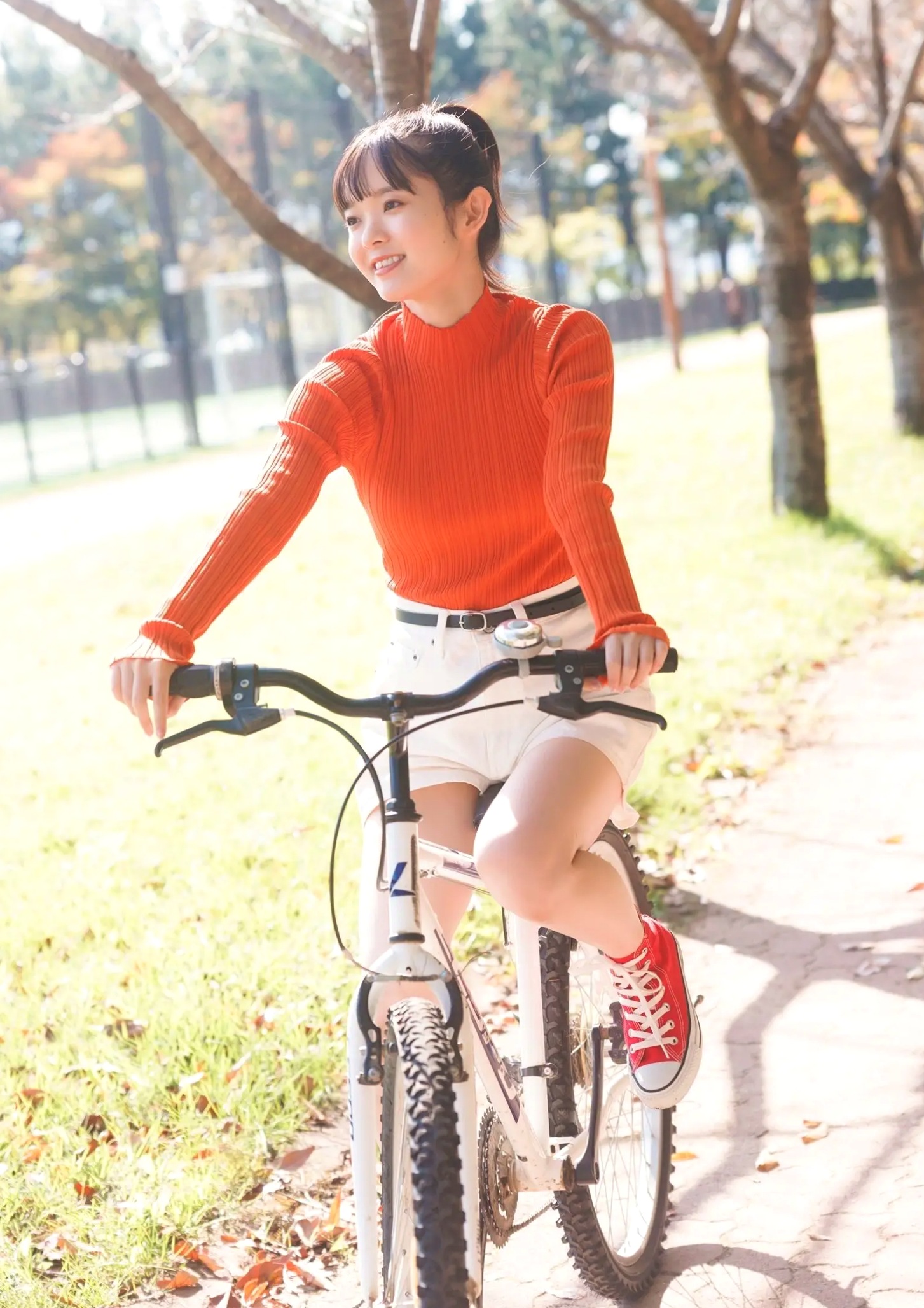 Gallery - 楡井希実 - 釜山清新旅拍写真 阳光治愈系甜美少女相册清纯清新治愈系养眼户外 女神私房照_秀色女神 - image 24