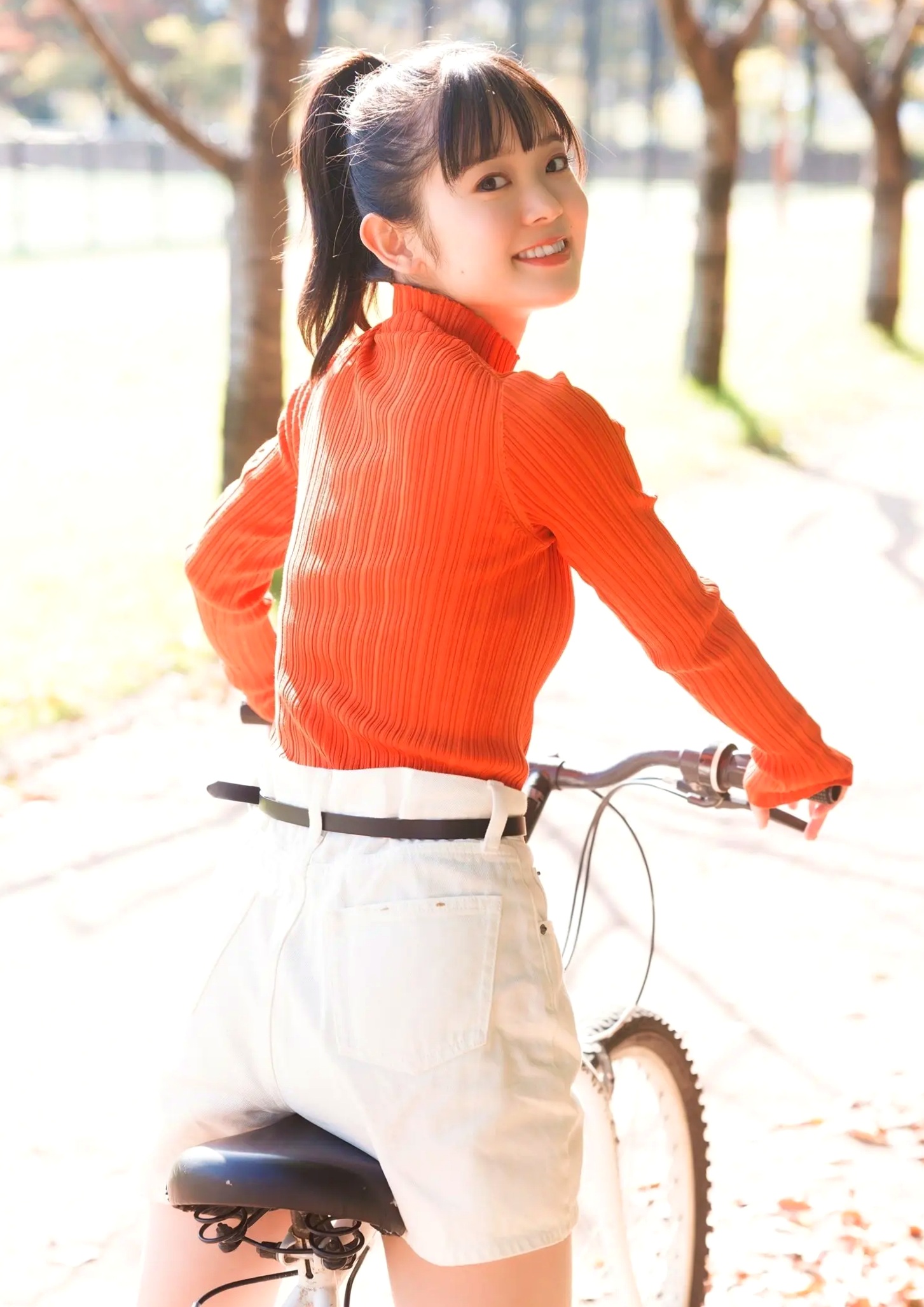 Gallery - 楡井希実 - 釜山清新旅拍写真 阳光治愈系甜美少女相册清纯清新治愈系养眼户外 女神私房照_秀色女神 - image 25