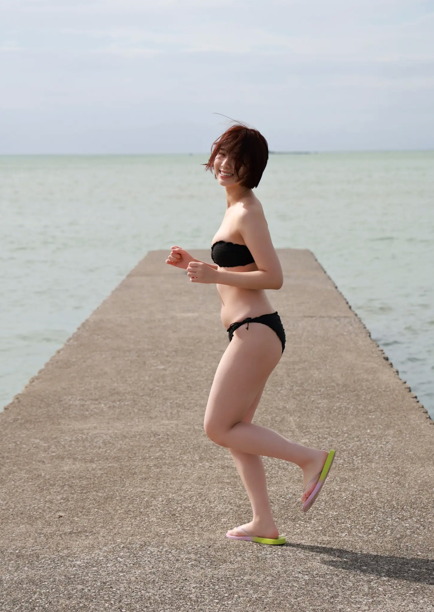 Gallery - 西尾希美 - はかなげピュア 日本清纯美少女比基尼性感私房写真日本清纯比基尼性感白嫩 女神私房照_秀色女神 - image 45