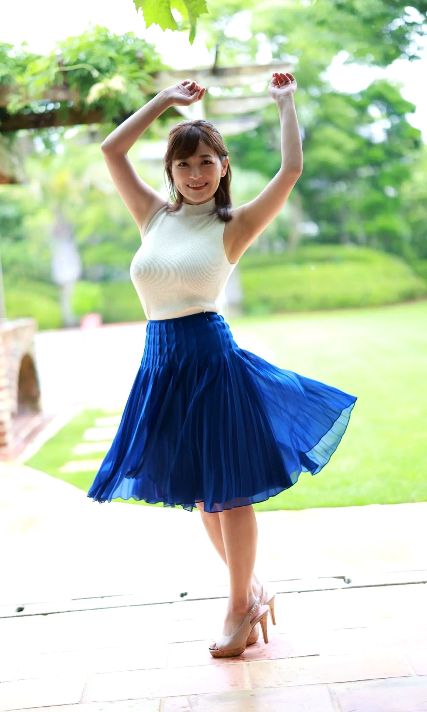 柳瀬さき - 真夏のできごと 日系性感家居内衣私房写真 丰满女神诱惑美图