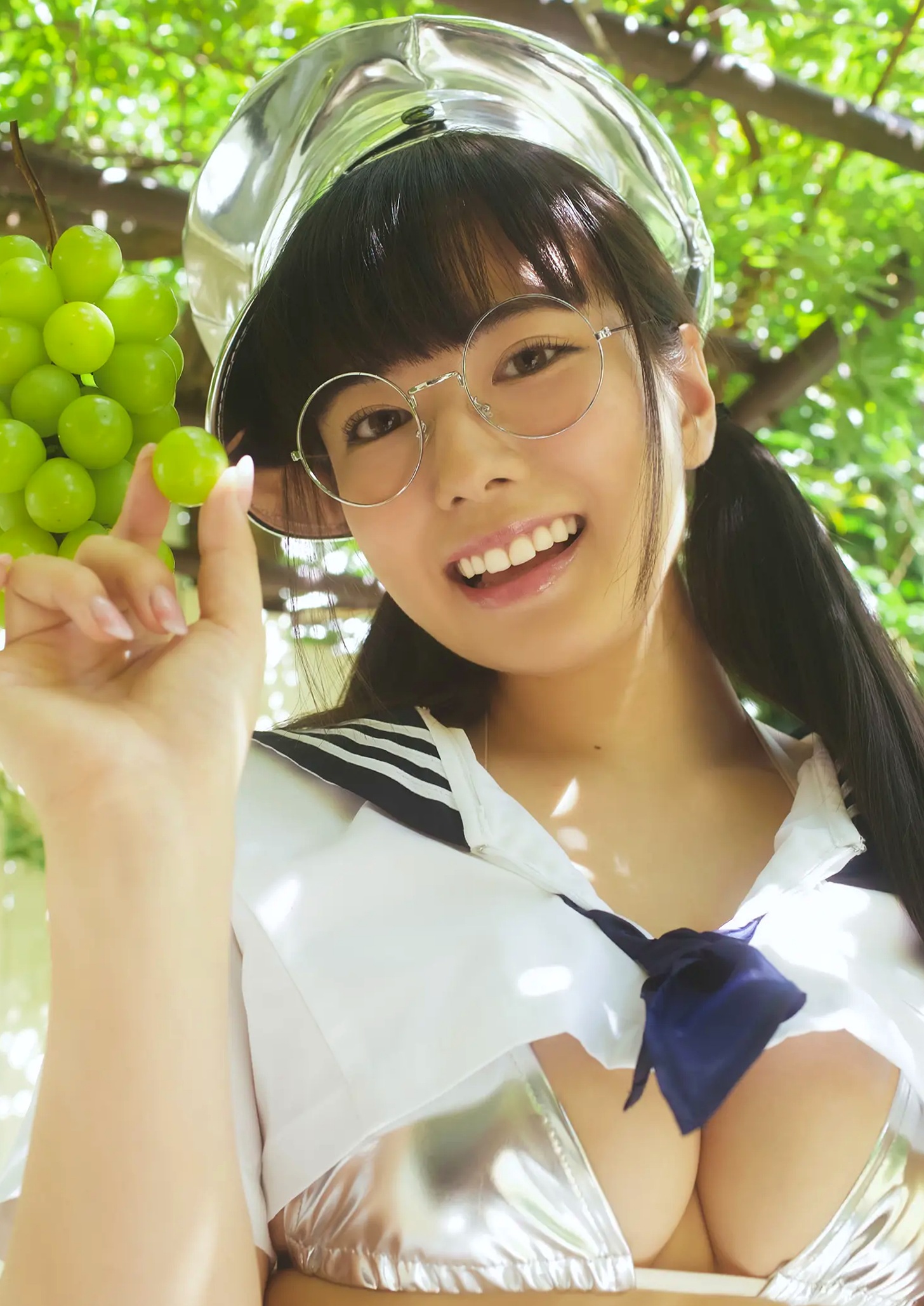 Gallery - 東雲うみ - 水果与眼镜性感写真 日本水手服眼镜娘内衣诱惑大尺幅日本性感制服诱惑人间胸器 女神私房照_秀色女神 - image 4