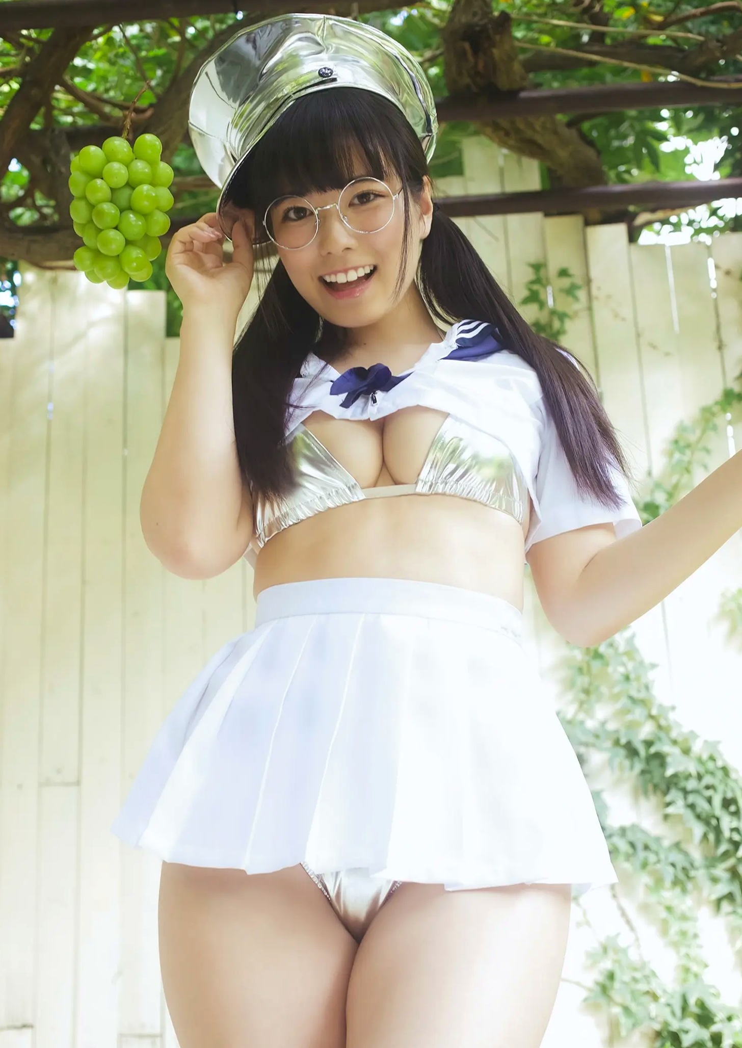Gallery - 東雲うみ - 水果与眼镜性感写真 日本水手服眼镜娘内衣诱惑大尺幅日本性感制服诱惑人间胸器 女神私房照_秀色女神 - image 50