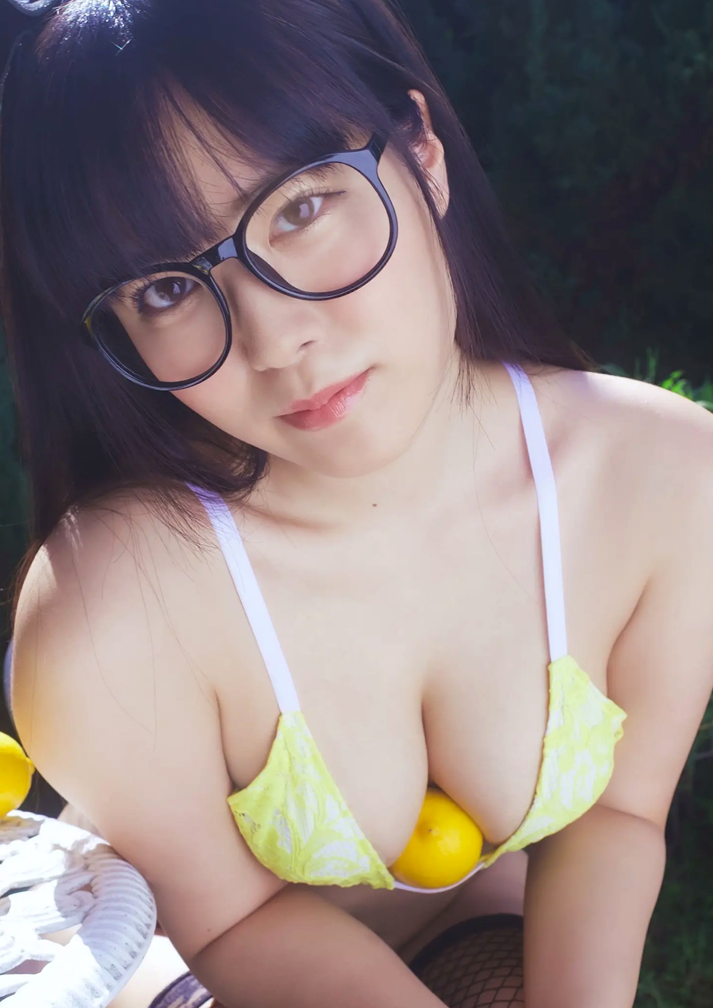 Gallery - 東雲うみ - 水果与眼镜性感写真 日本水手服眼镜娘内衣诱惑大尺幅日本性感制服诱惑人间胸器 女神私房照_秀色女神 - image 67