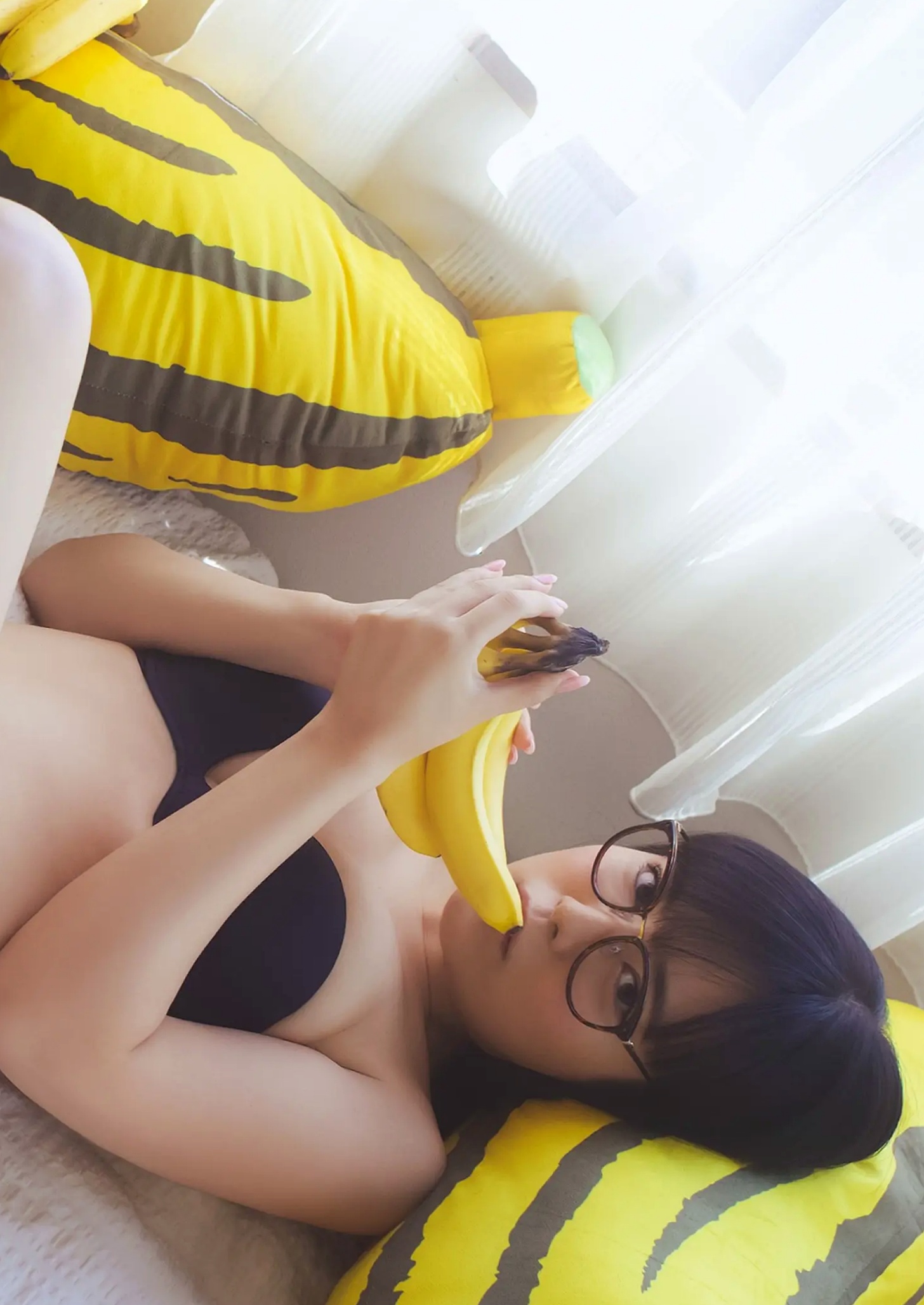 Gallery - 東雲うみ - 水果与眼镜性感写真 日本水手服眼镜娘内衣诱惑大尺幅日本性感制服诱惑人间胸器 女神私房照_秀色女神 - image 85