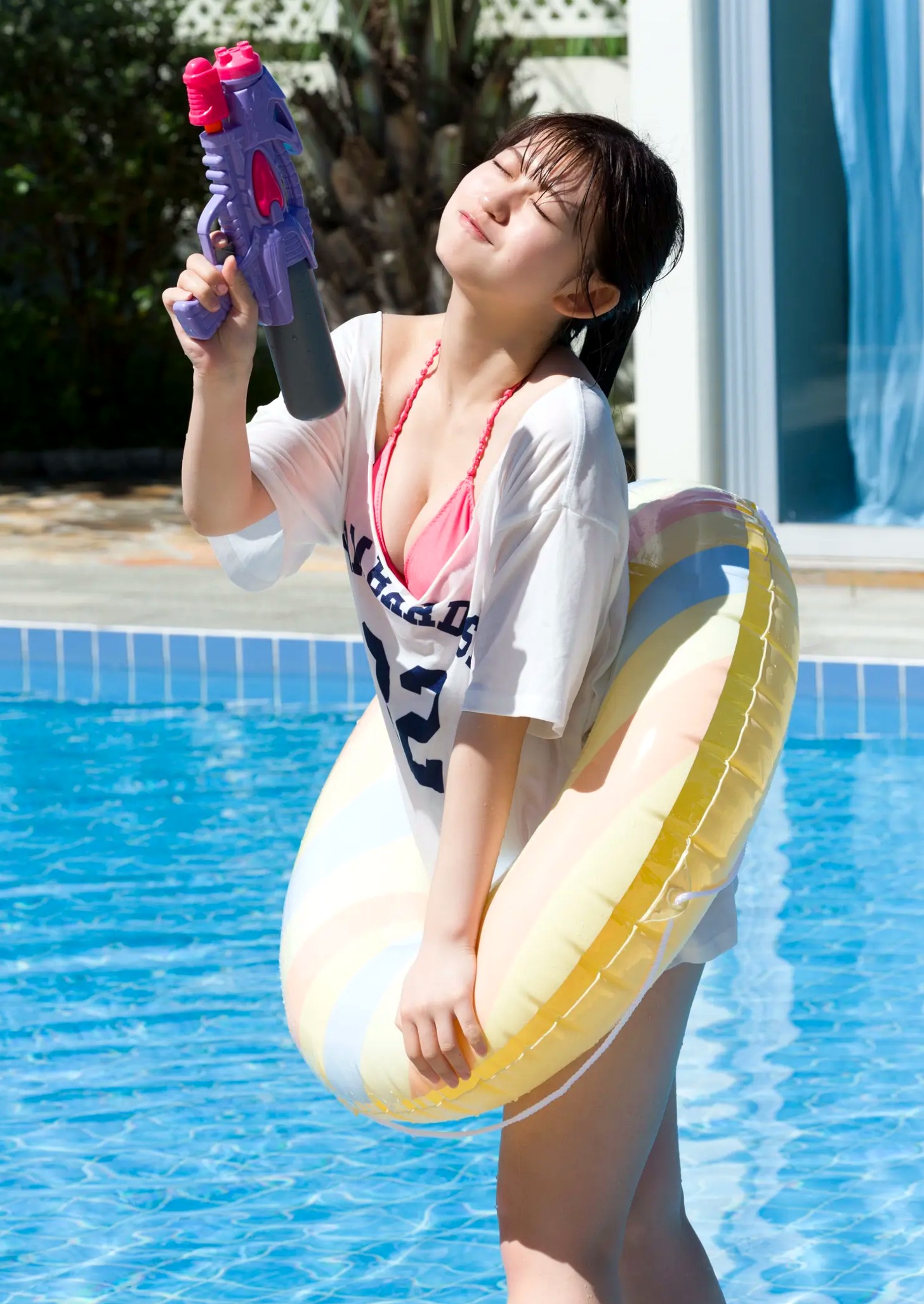 Gallery - 石原さき泳池性感比基尼与海边校服清纯阳光写真日本比基尼清纯泳池校服 女神私房照_秀色女神 - image 2