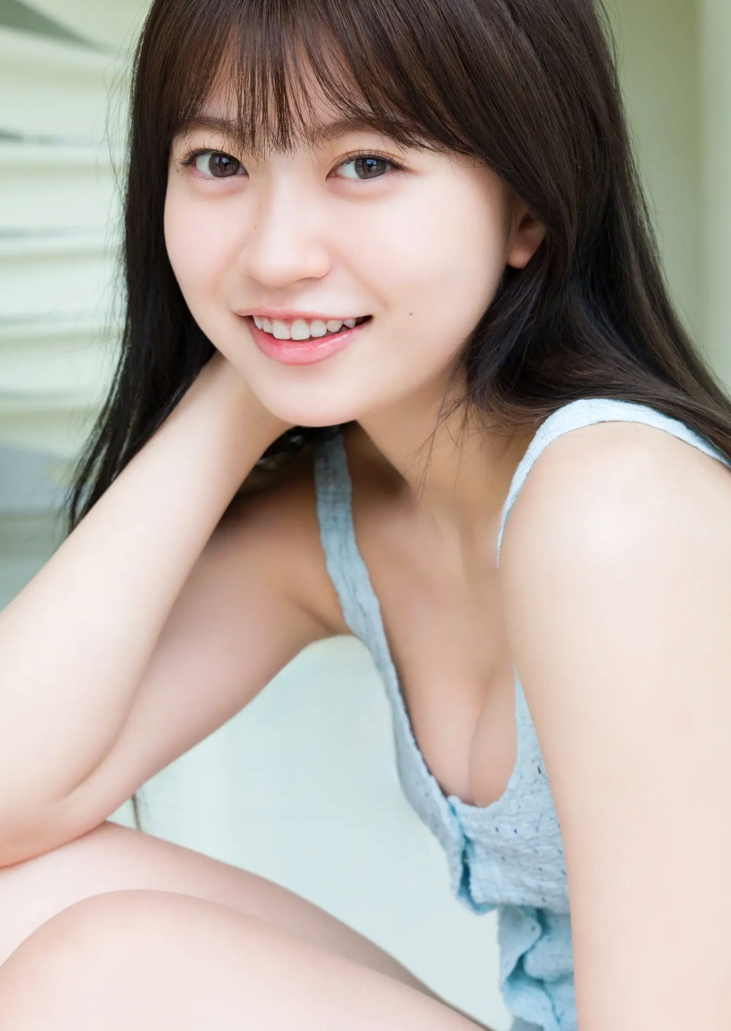 Gallery - 石原さき泳池性感比基尼与海边校服清纯阳光写真日本比基尼清纯泳池校服 女神私房照_秀色女神 - image 16