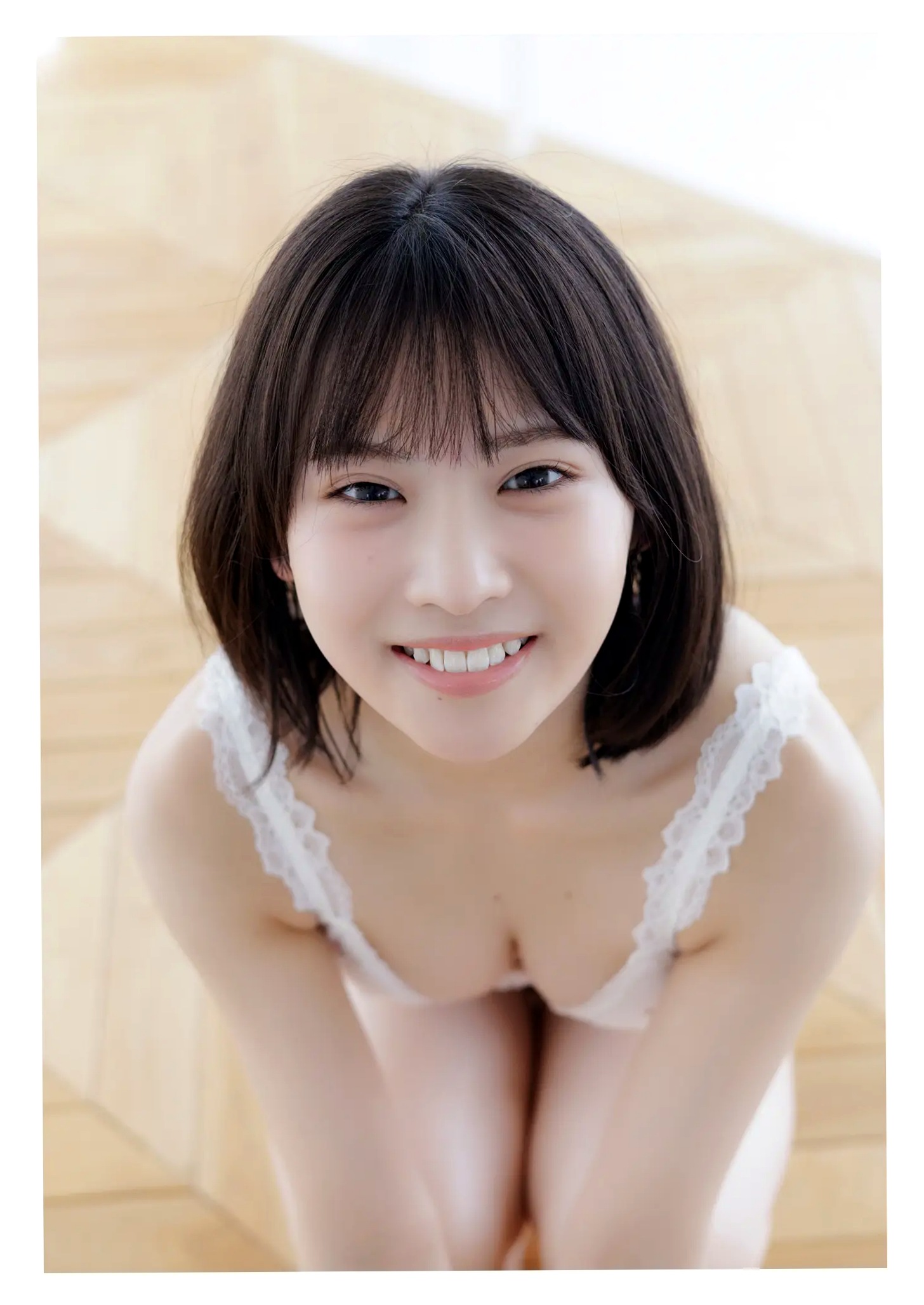 Gallery - 芳賀礼 - 难波第一可爱美少女 居家白色内衣清纯写真日本内衣家居清纯养眼 女神私房照_秀色女神 - image 15