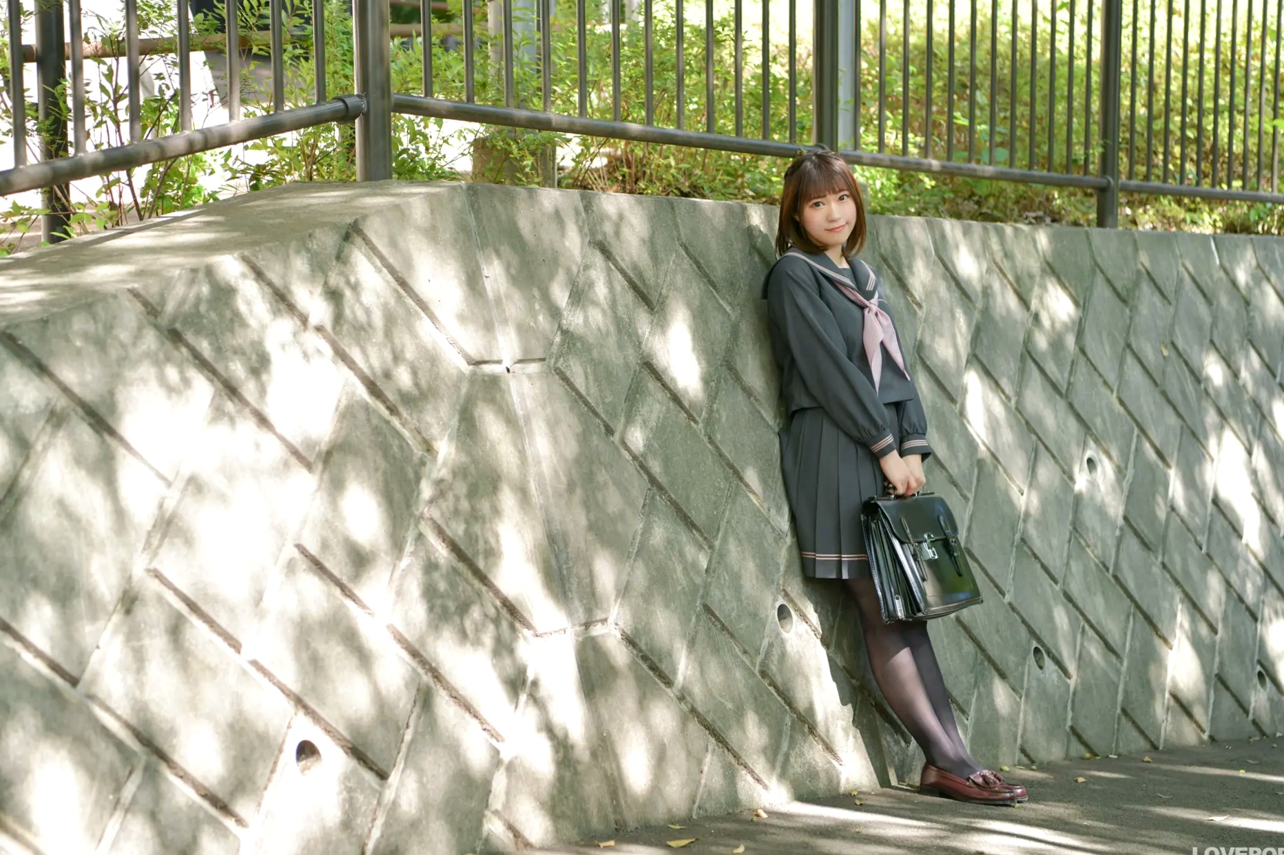 [LOVEPOP] 桜井紗稀 Saki Sakurai Photoset 02 日系JK水手校服黑丝写真