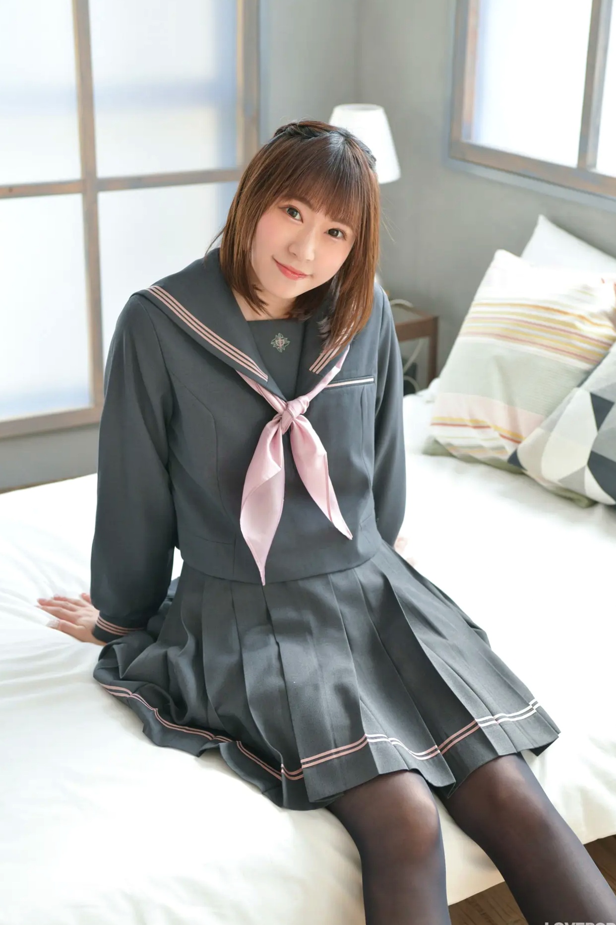 [LOVEPOP] 桜井紗稀 Saki Sakurai Photoset 02 日系JK水手校服黑丝写真