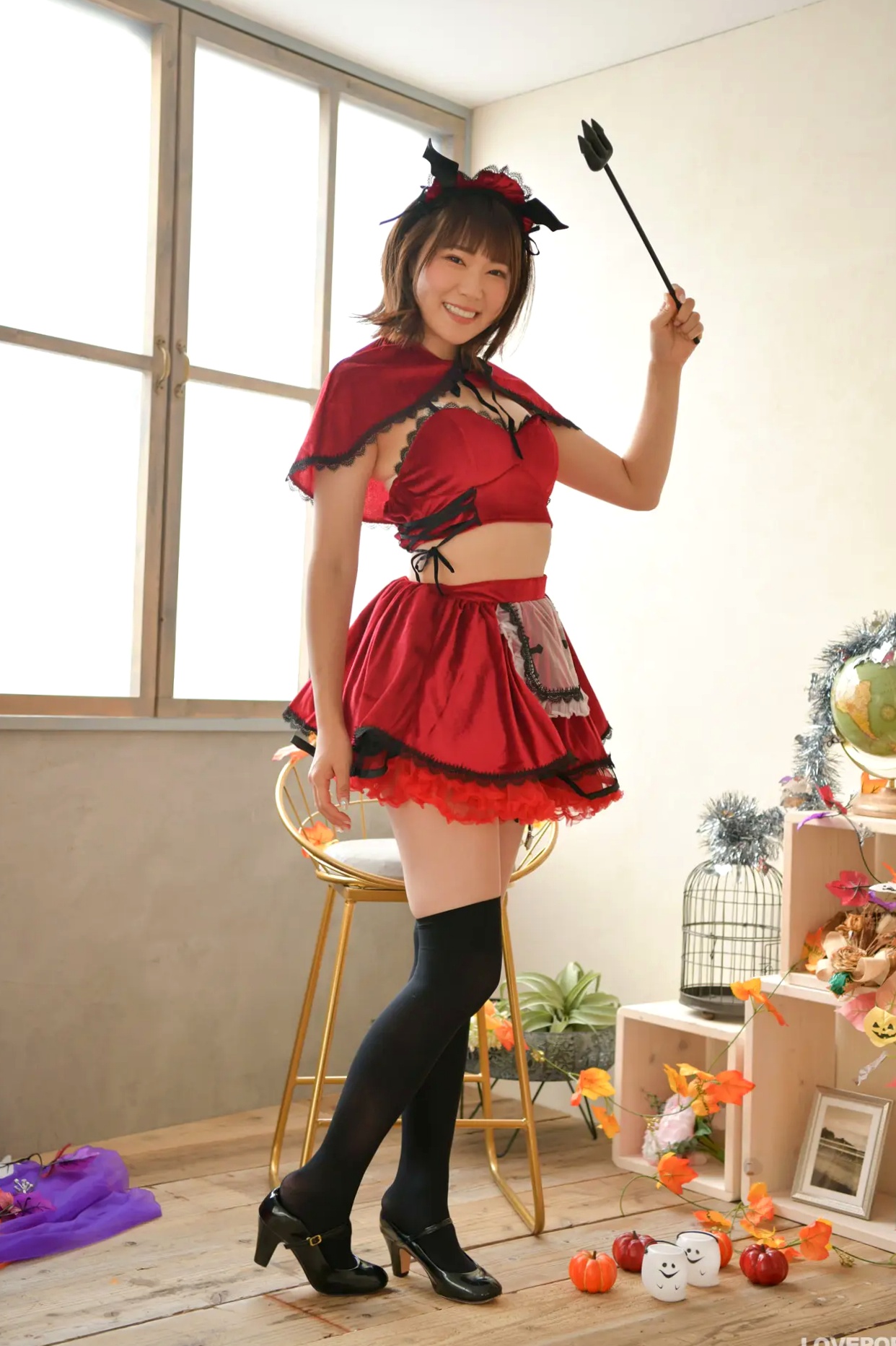 Gallery - [LOVEPOP] Saki Sakurai 桜井紗稀 Photoset 01 红色小魔女角色扮演性感美胸写真日本角色扮演性感波涛胸涌萌系 女神私房照_秀色女神 - image 11