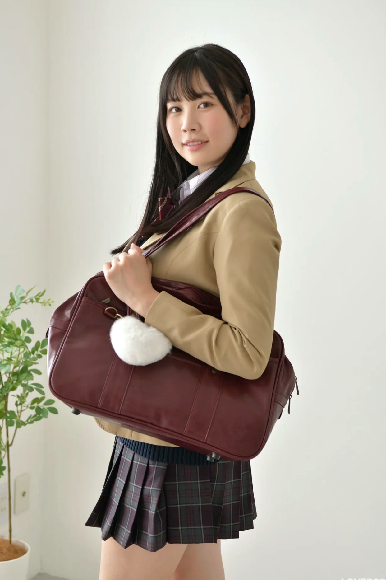 Gallery - [LOVEPOP] Seina Shinomi 篠見星奈 Photoset 08 日系高中校服清纯制服写真日本清纯校服制服治愈系 女神私房照_秀色女神 - image 3