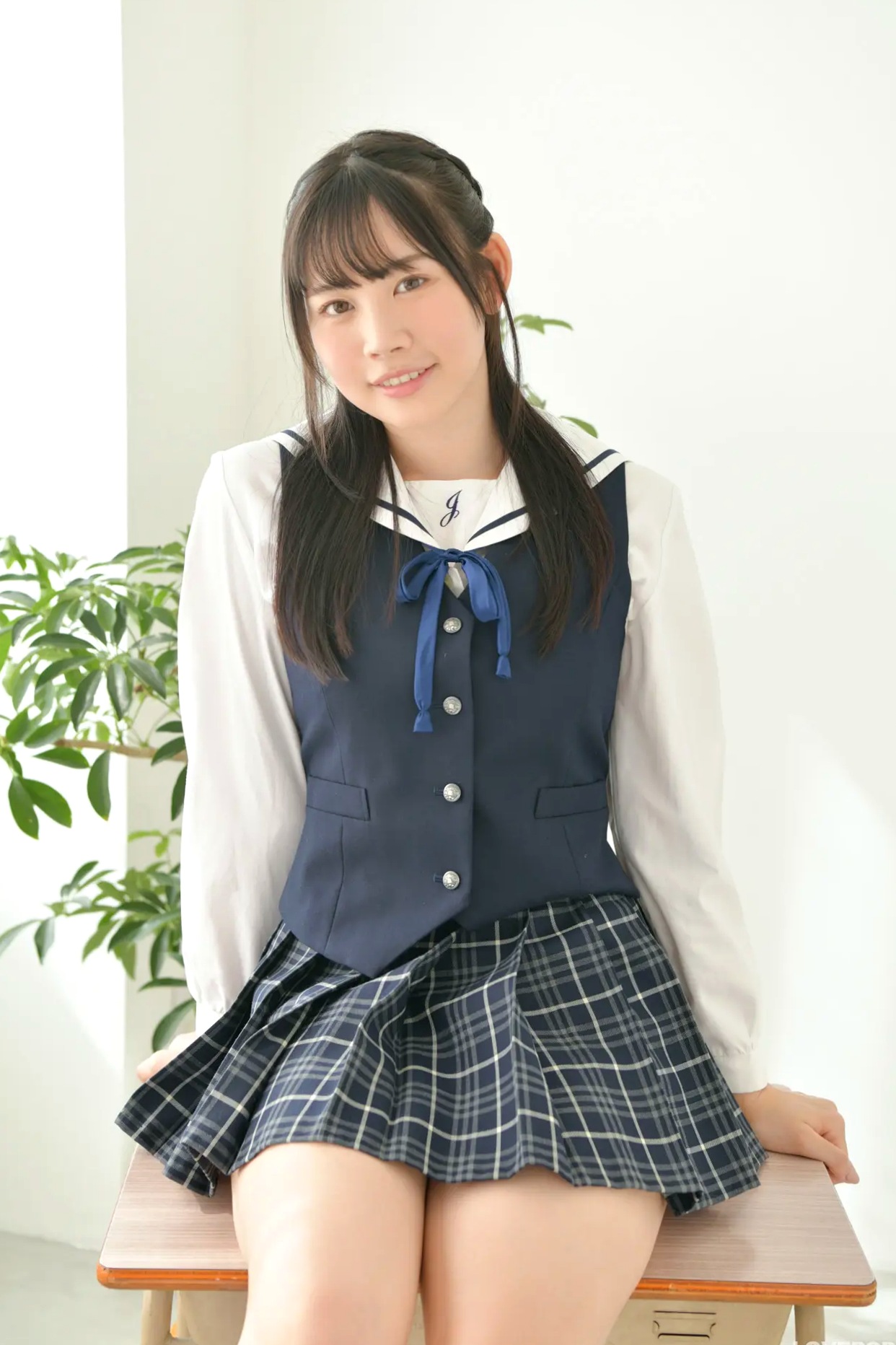 Gallery - [LOVEPOP] Seina Shinomi 篠見星奈 Photoset 06 日系清纯校服制服美腿写真日本校服制服清纯美腿 女神私房照_秀色女神 - image 52