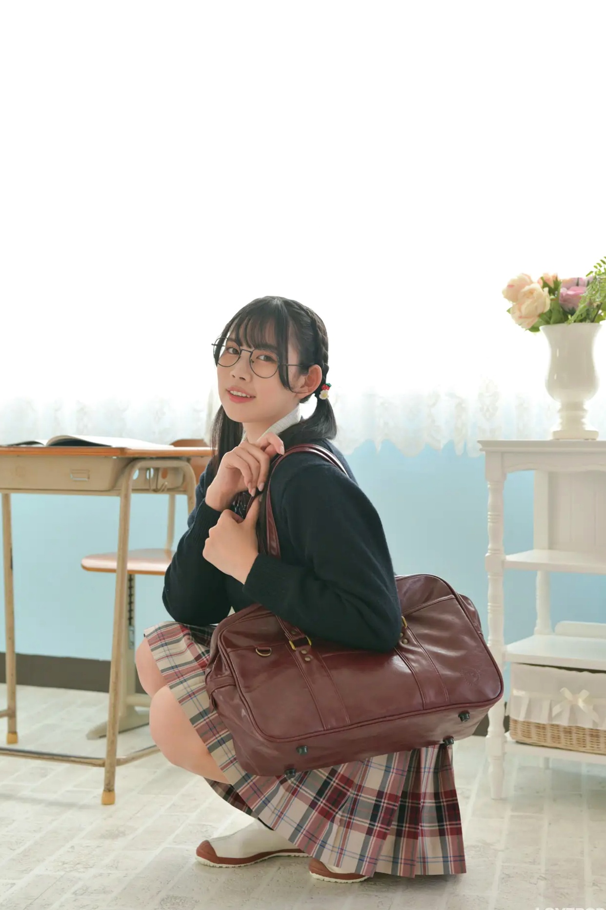 [LOVEPOP] Seina Shinomi 篠見星奈 Photoset 05 日系JK制服清纯校服美腿写真