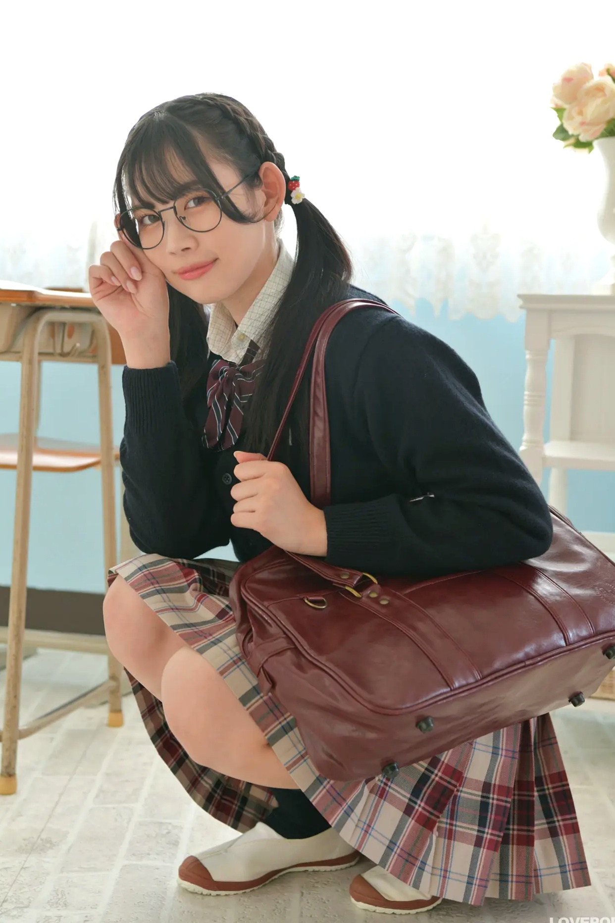 [LOVEPOP] Seina Shinomi 篠見星奈 Photoset 05 日系JK制服清纯校服美腿写真