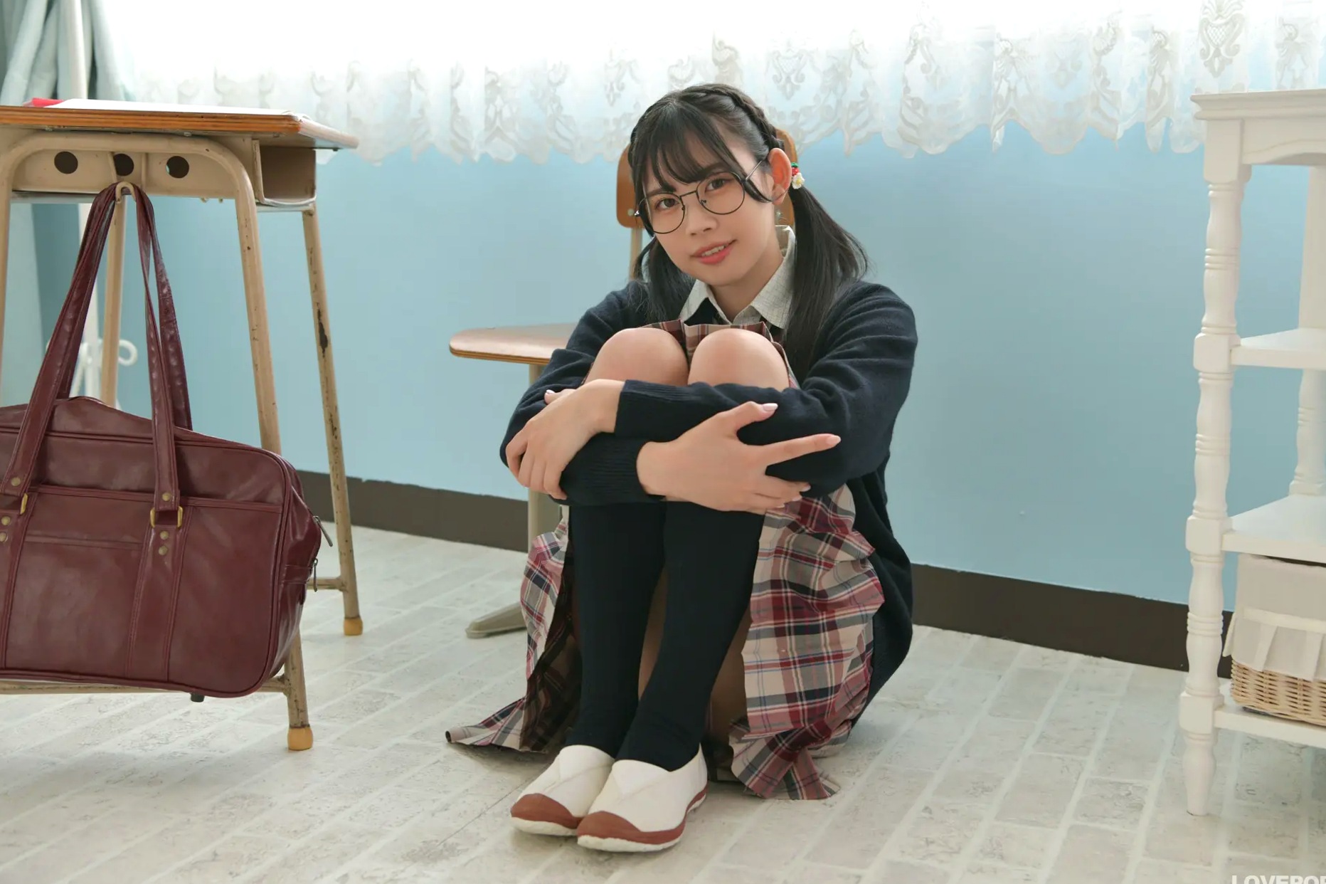 [LOVEPOP] Seina Shinomi 篠見星奈 Photoset 05 日系JK制服清纯校服美腿写真