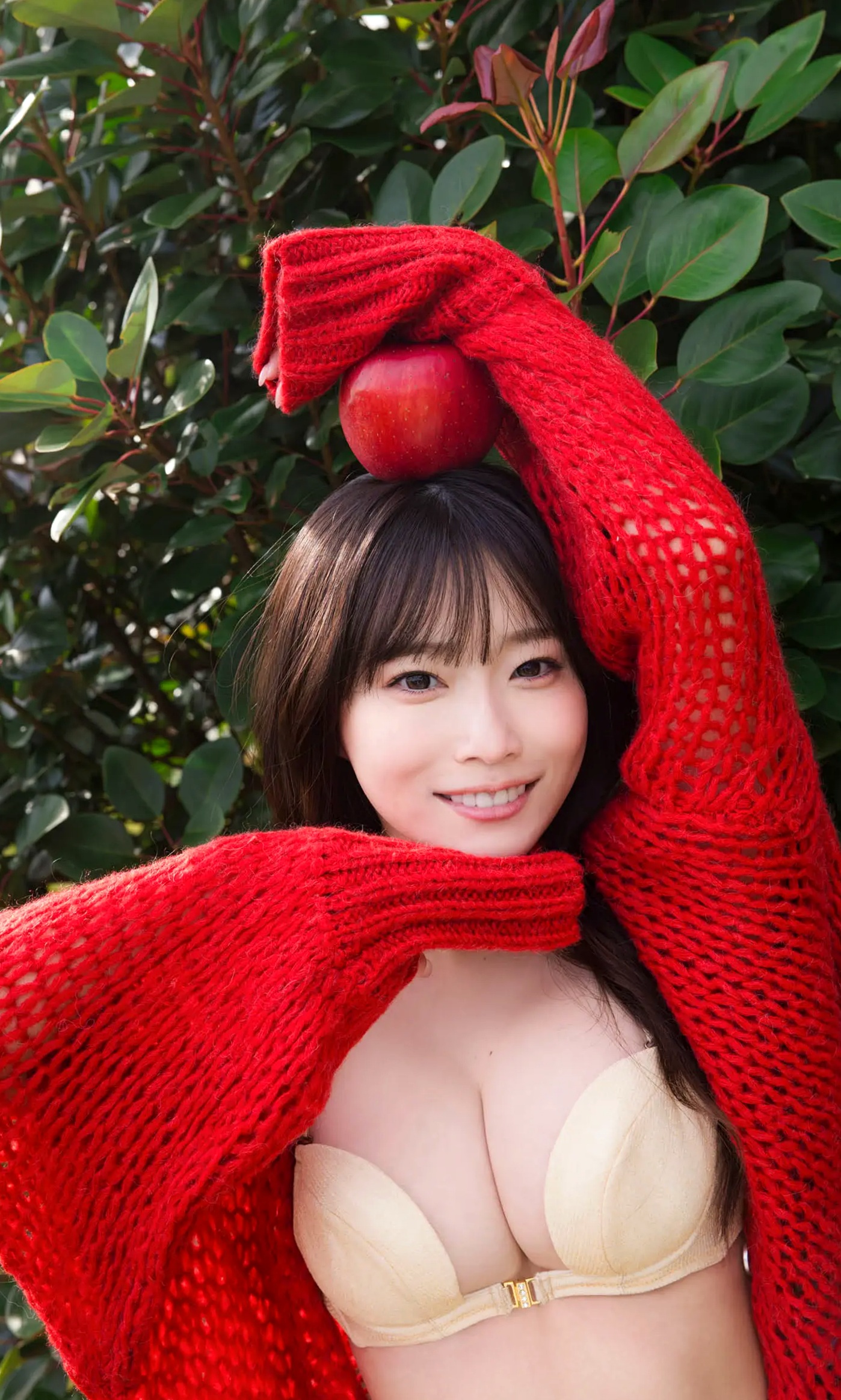 Gallery - 岸みゆ - ずっと赤とツナガル 日本清纯性感内衣私房写真集日本性感内衣白嫩波涛胸涌 女神私房照_秀色女神 - image 10