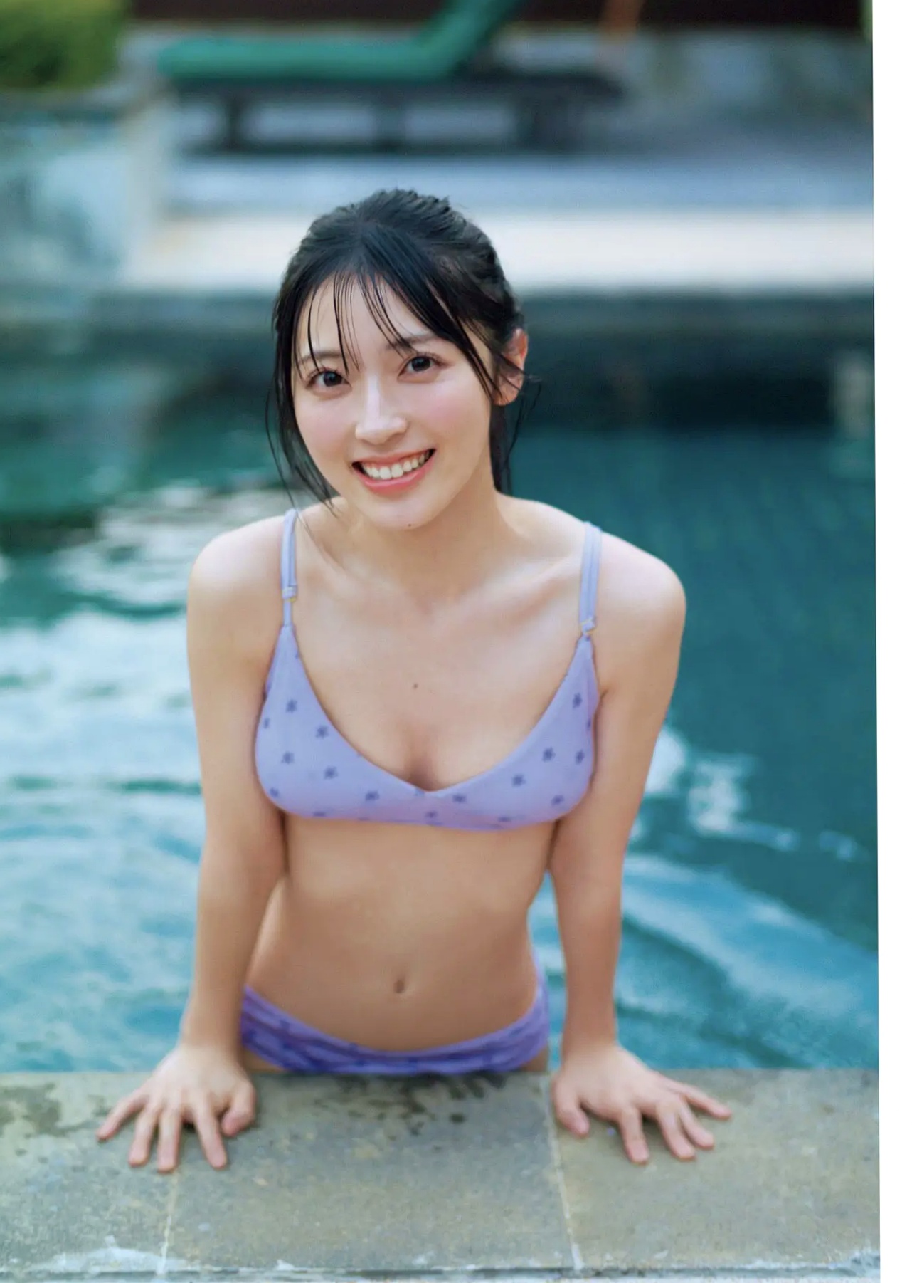 佐藤綺星《天使の反射角度》泳池比基尼清纯私房写真