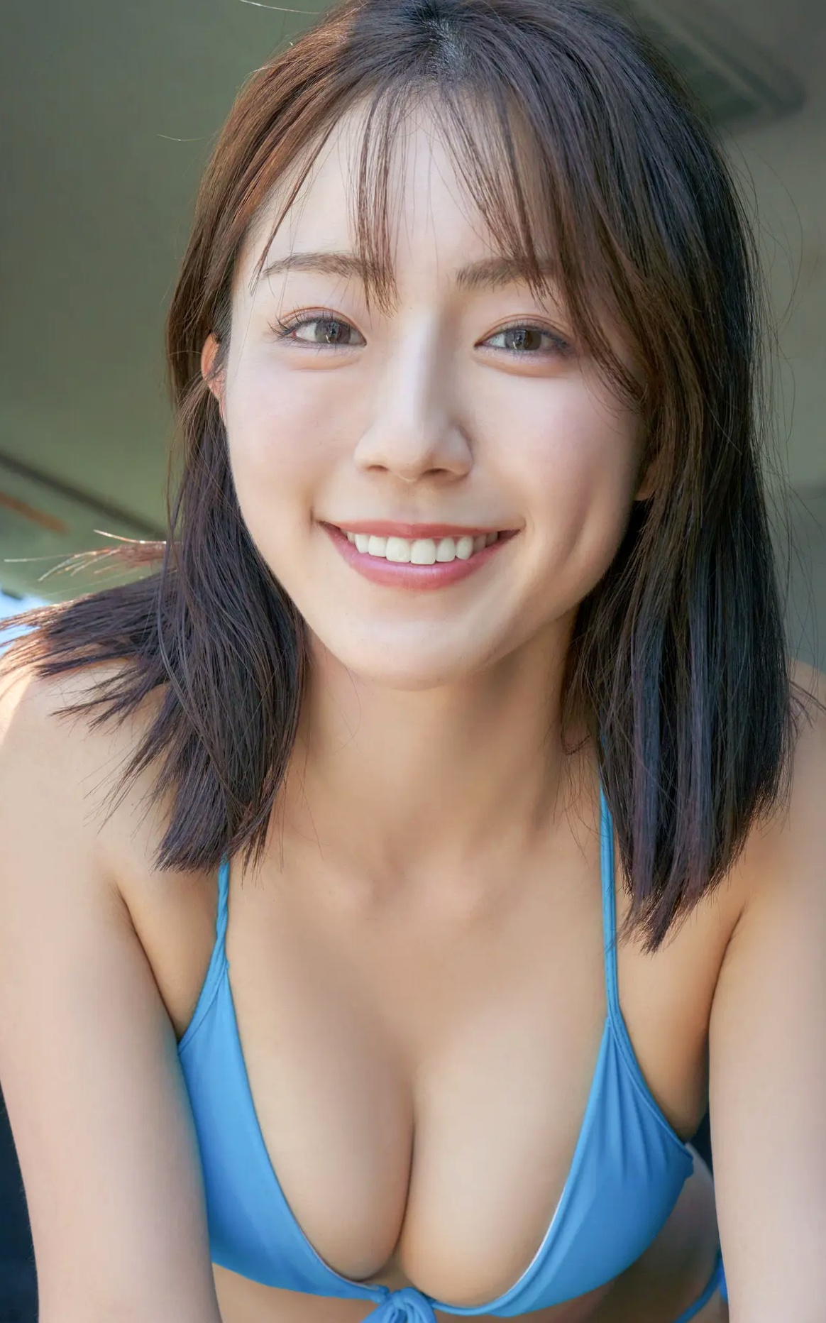 井手美希 - Kiss You 日本清纯美少女性感比基尼泳池写真