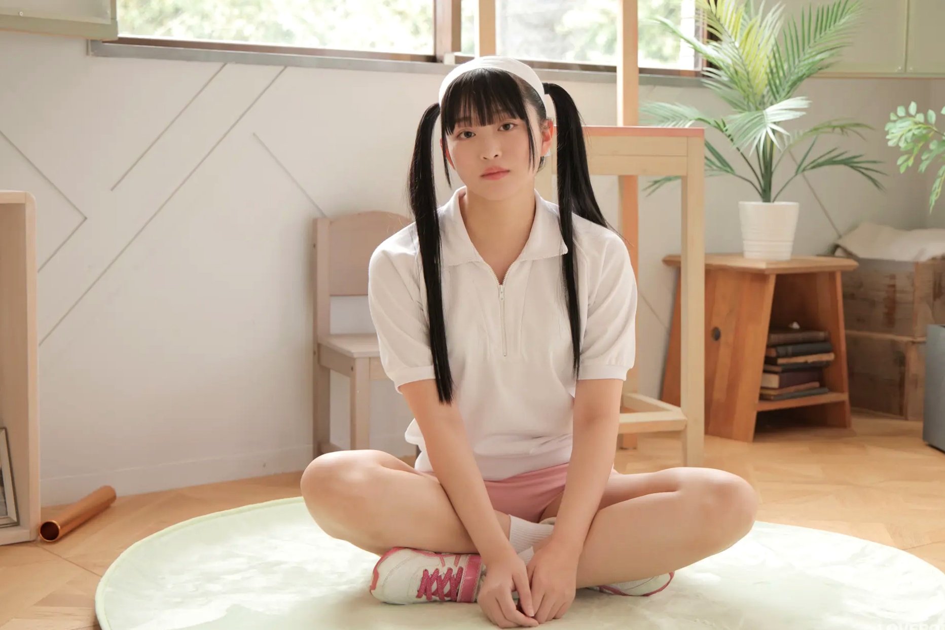 《[LOVEPOP] Ayane Mitsuki 美月絢音 Photoset 03 日系运动体操服清纯私房写真》