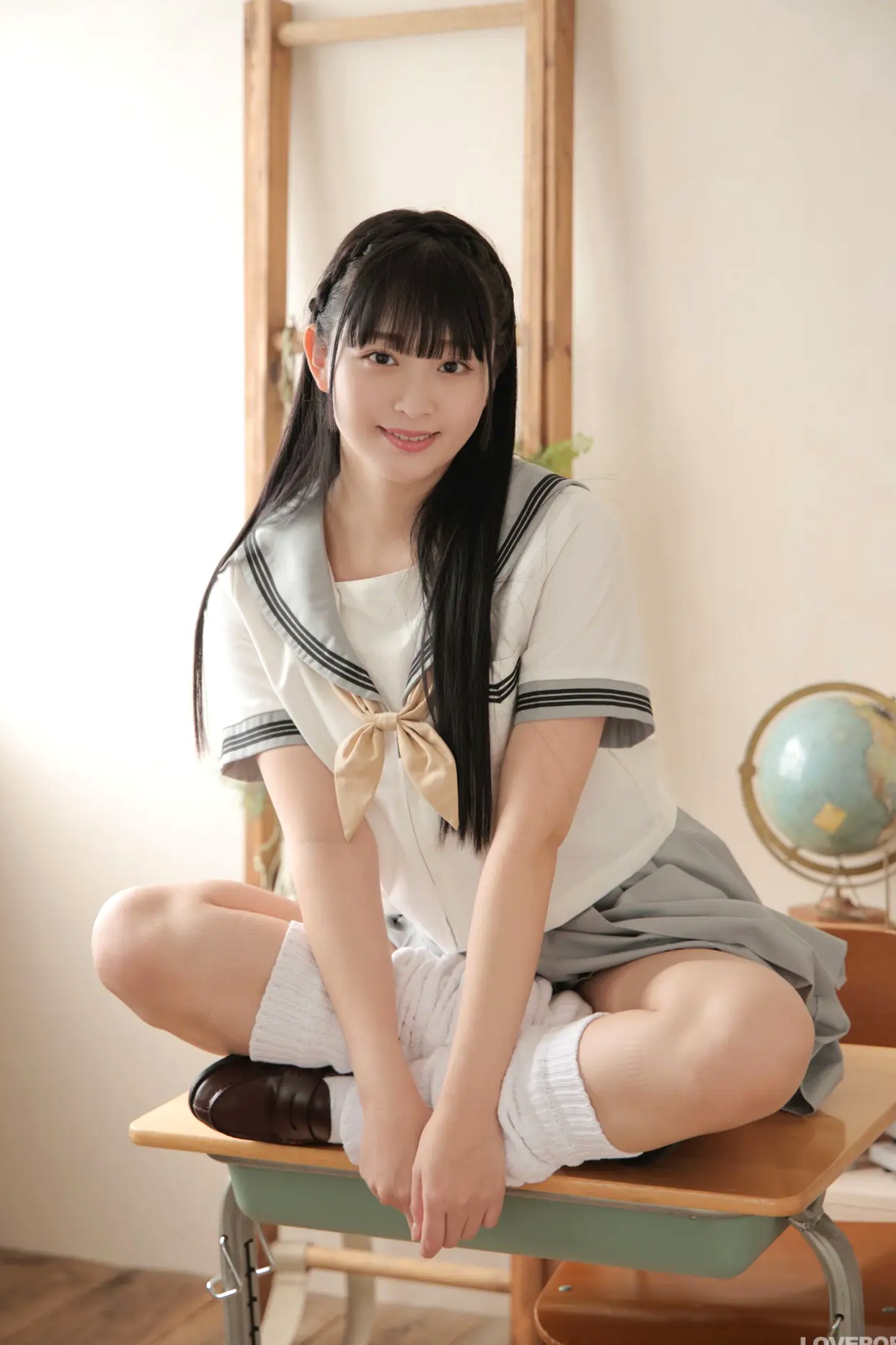 [LOVEPOP] Ayane Mitsuki 美月絢音 Photoset 02 日系校服JK制服清纯美腿私房