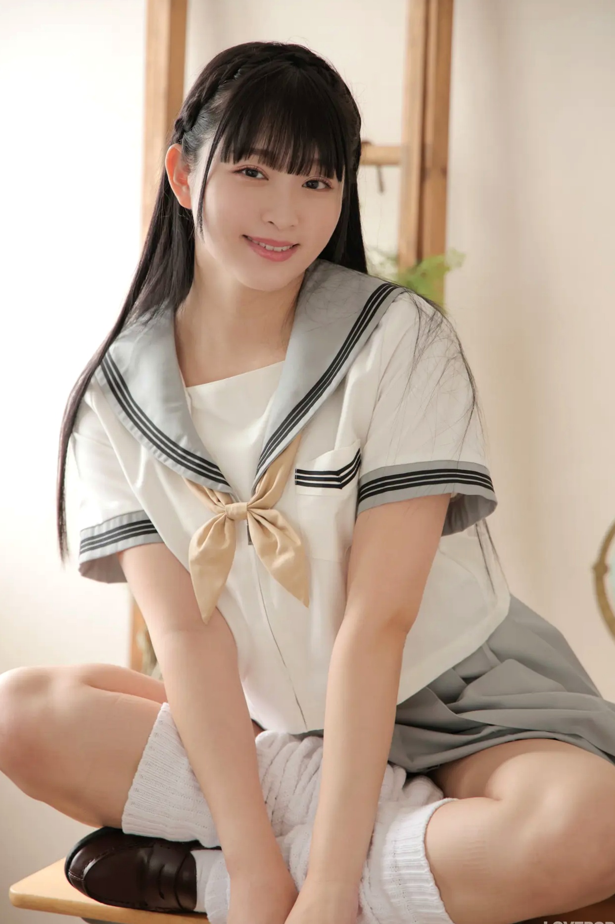 [LOVEPOP] Ayane Mitsuki 美月絢音 Photoset 02 日系校服JK制服清纯美腿私房