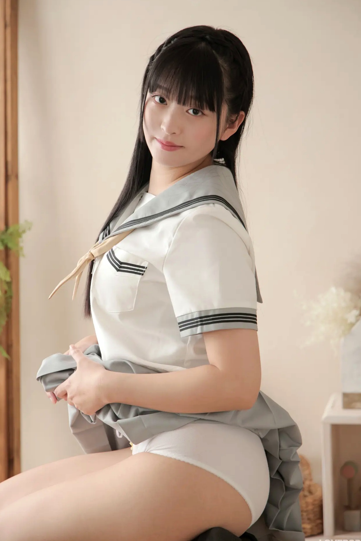 [LOVEPOP] Ayane Mitsuki 美月絢音 Photoset 02 日系校服JK制服清纯美腿私房