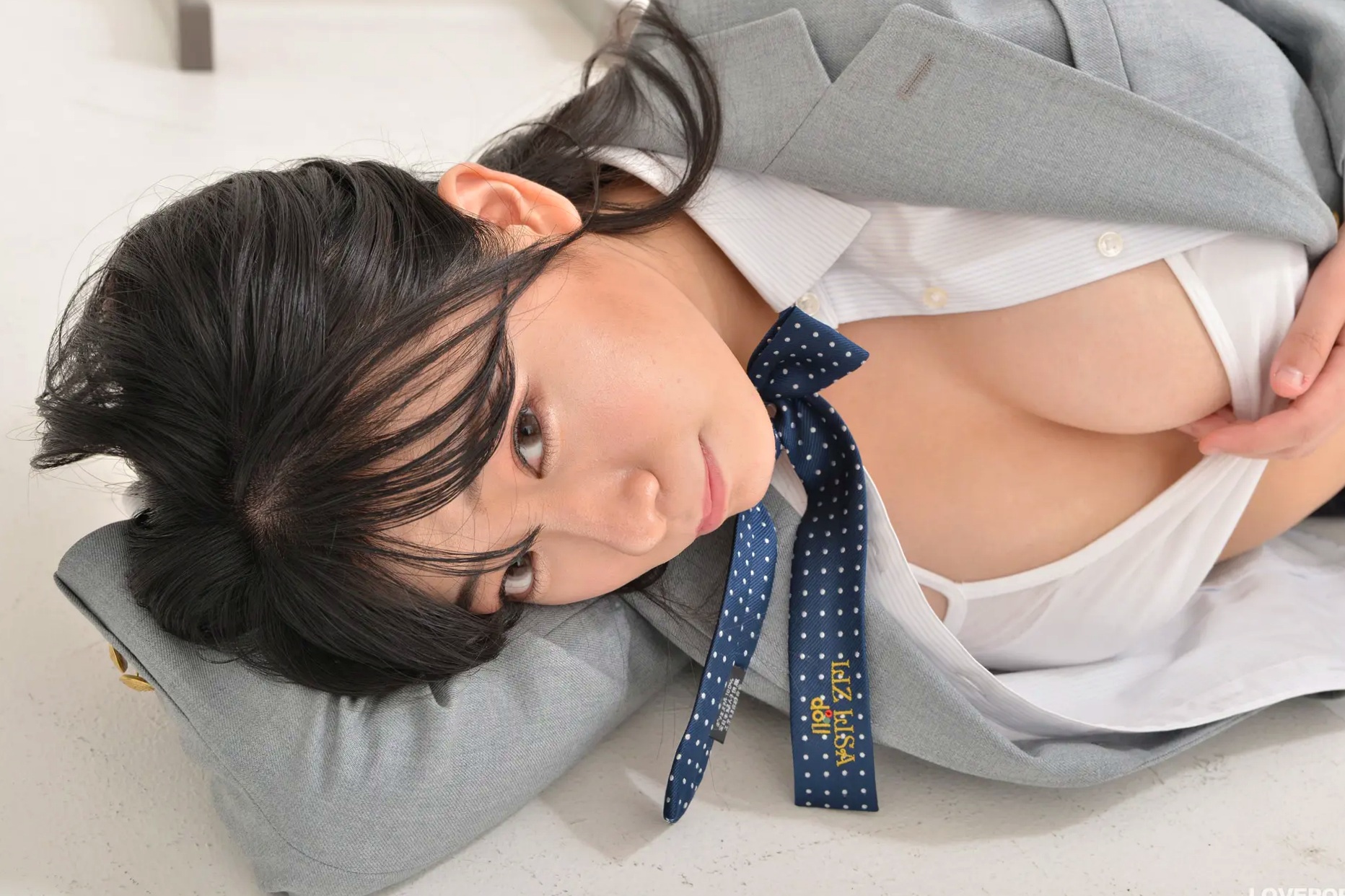 [LOVEPOP] Non Shirohana 白花のん Photoset 04 经典日系校服制服美臀诱惑写真