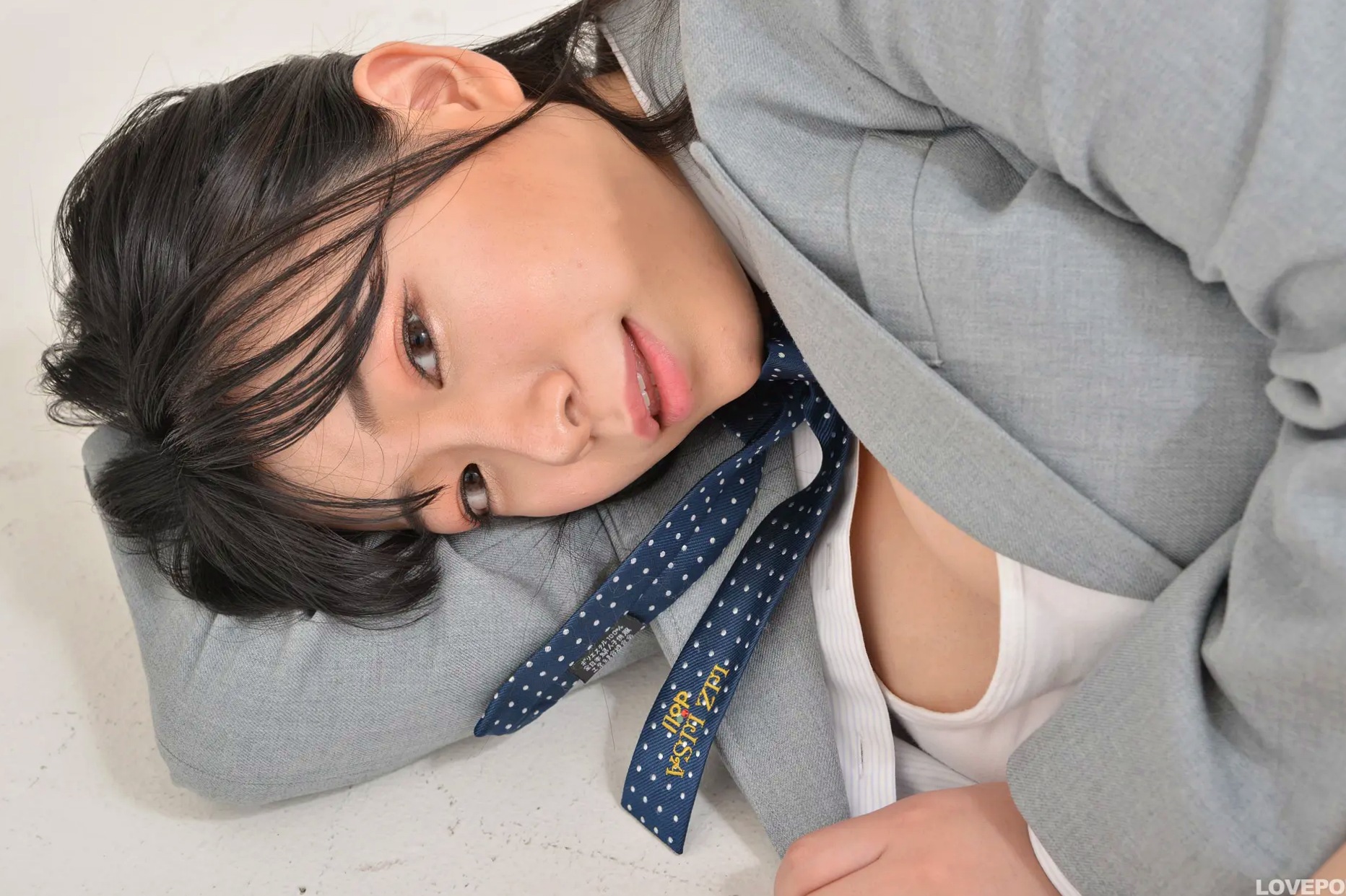 [LOVEPOP] Non Shirohana 白花のん Photoset 04 经典日系校服制服美臀诱惑写真