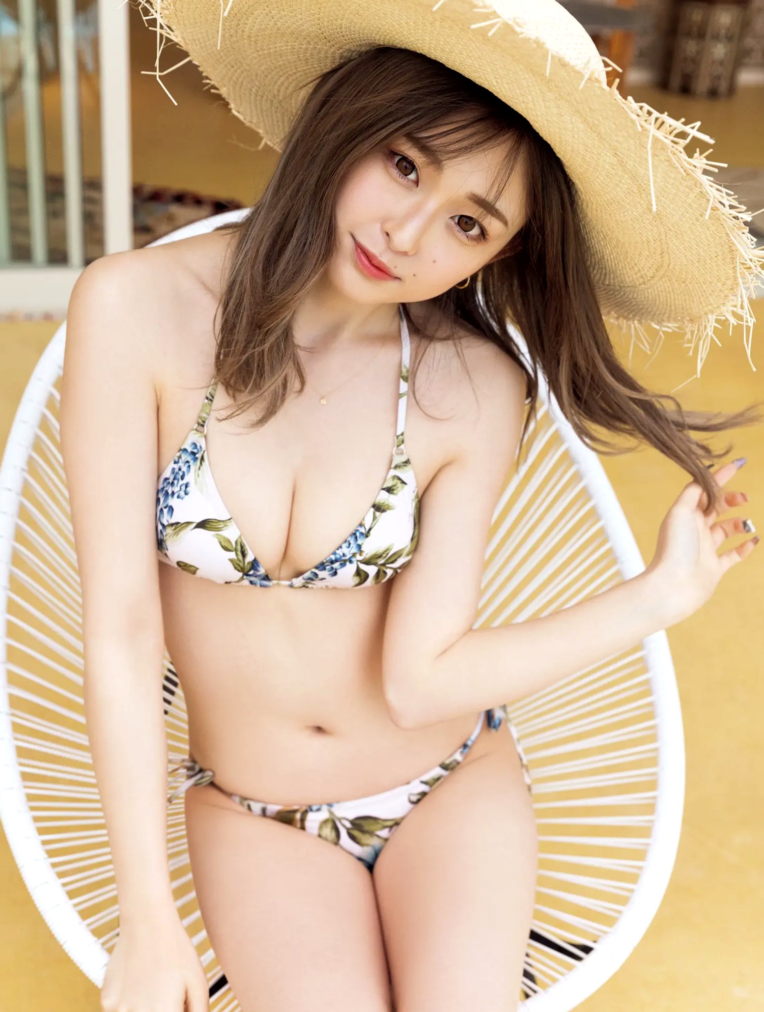 ゆうちゃみ - ゆうな 日本性感辣妹写真 湿身诱惑与野性黑丝街拍