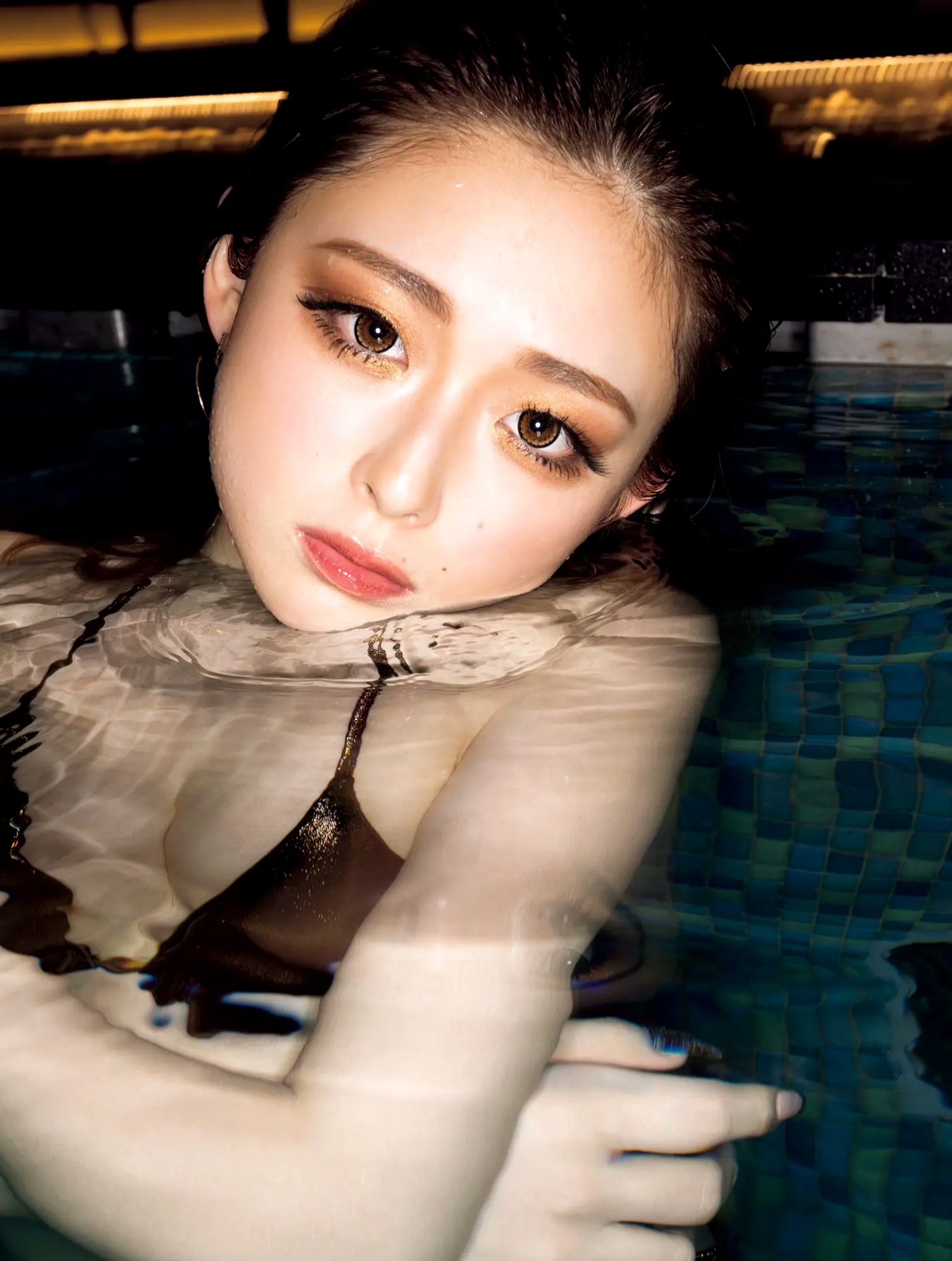 ゆうちゃみ - ゆうな 日本性感辣妹写真 湿身诱惑与野性黑丝街拍