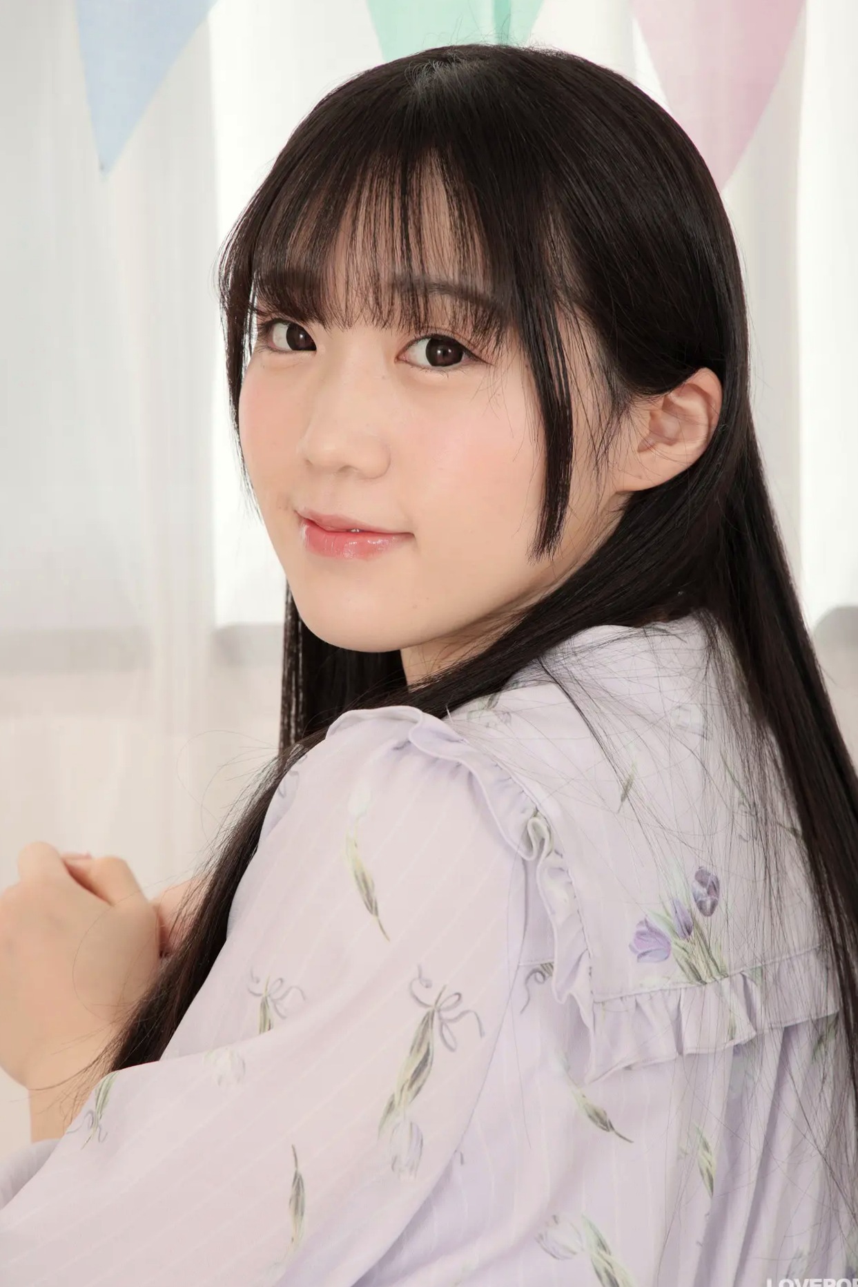 [LOVEPOP] Miku Arima 有馬美玖 Photoset 11 清纯少女家居内衣私房照