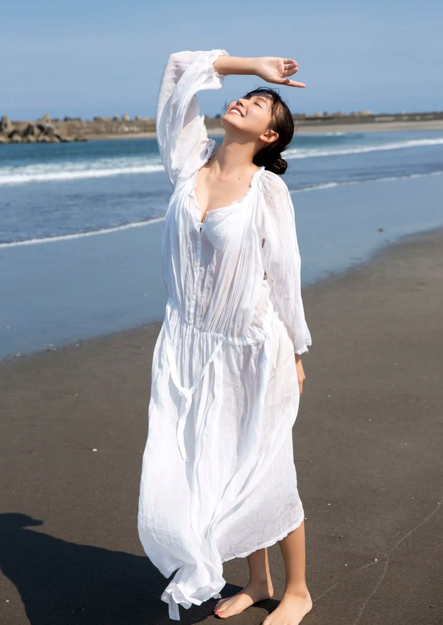 志田音々 - 泳池湿身比基尼写真 治愈系清纯女神阳光图集