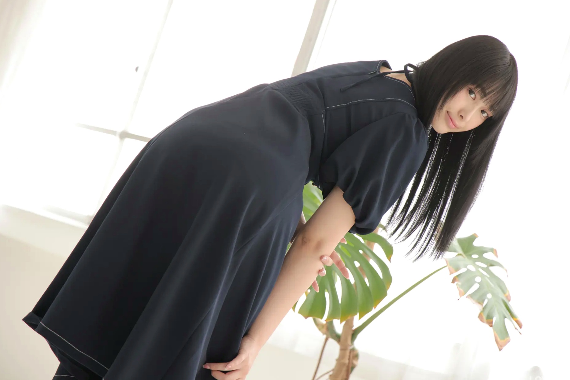 [LOVEPOP] Marina Asakawa 浅川まりな Photoset 05 气质连衣裙美腿家居私房写真